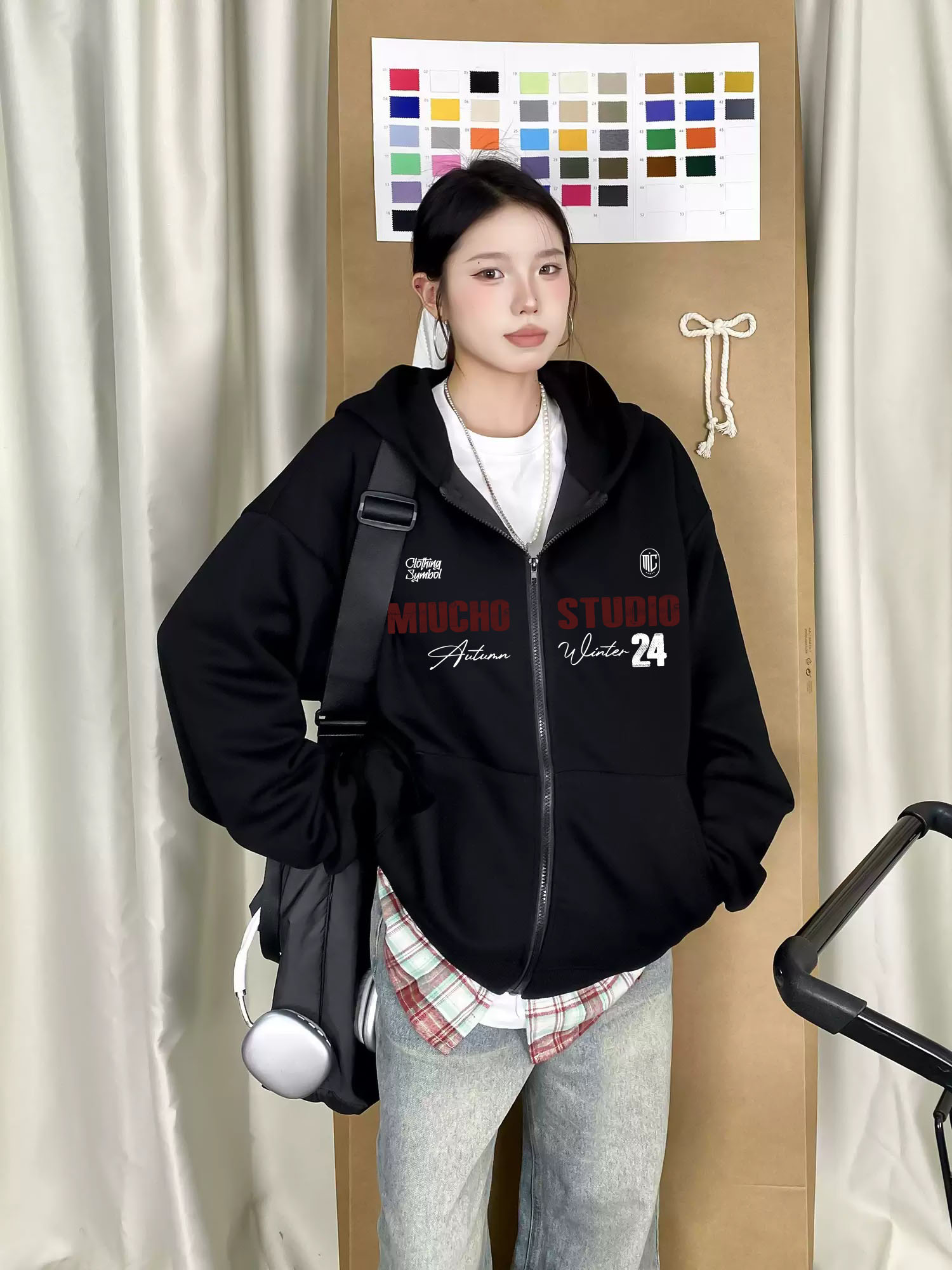 Áo hoodie zip nữ local brand HZD1586 Miucho vải nỉ chân cua dày dặn mủ rộng in typography_thumbnail_6