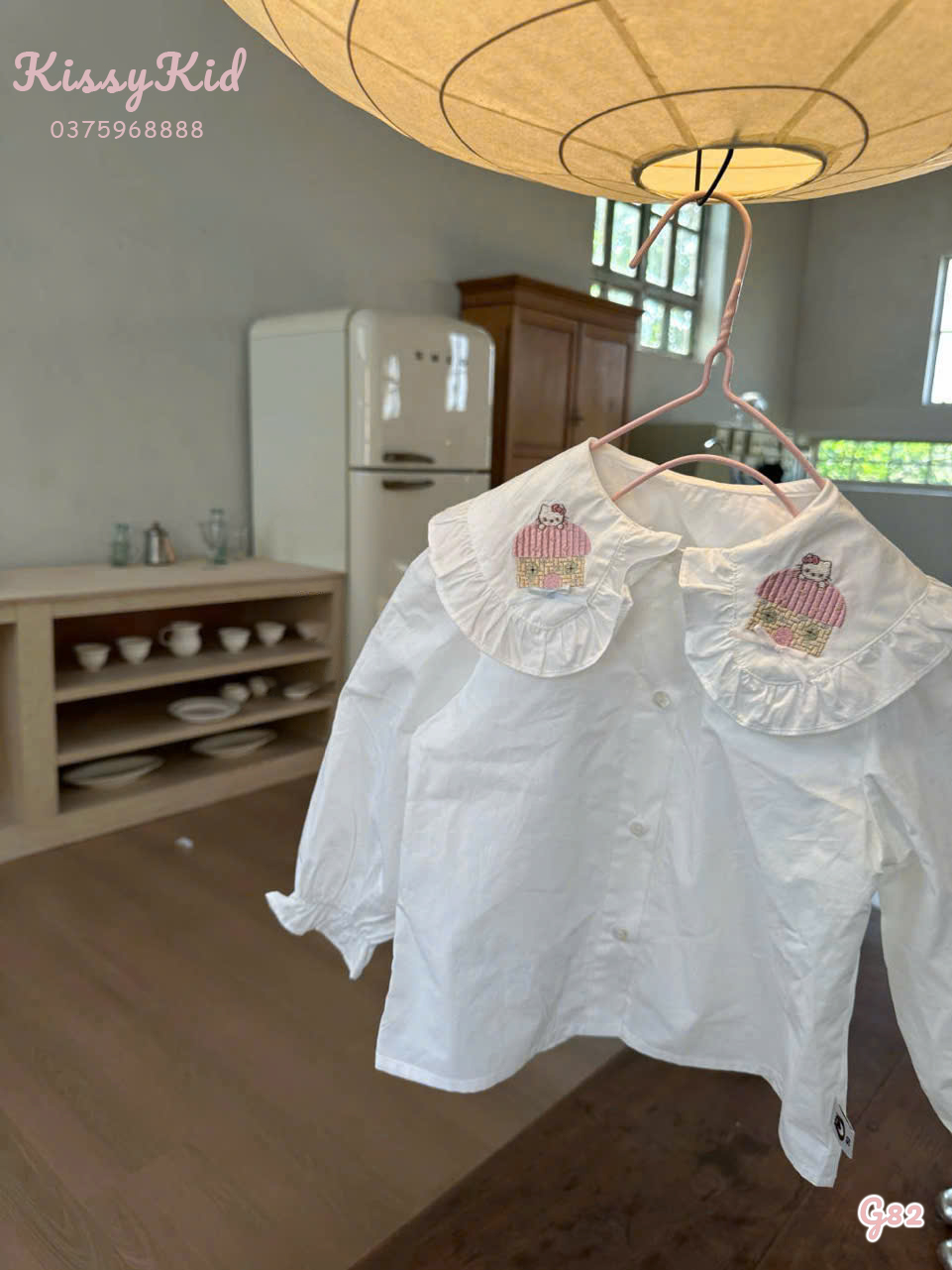 (G82) Áo thô cổ sen thêu ngôi nhà Ucee Heyduck_thumbnail_0