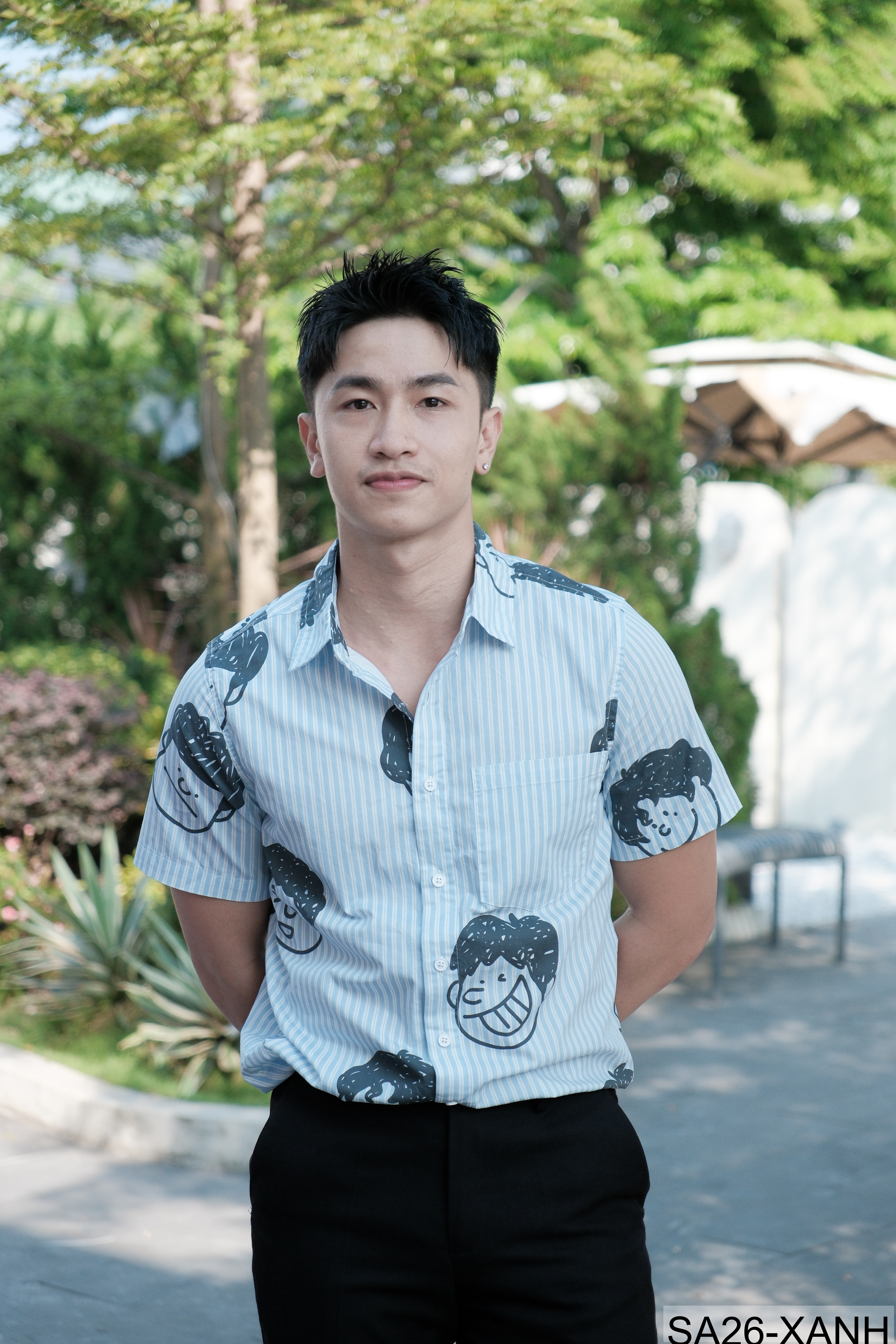 SA26 - Áo sơ mi nam tay ngắn họa tiết mặt cười phong cách Nhật Bản, chất cotton mềm mại, form rộng thoải mái_thumbnail_2