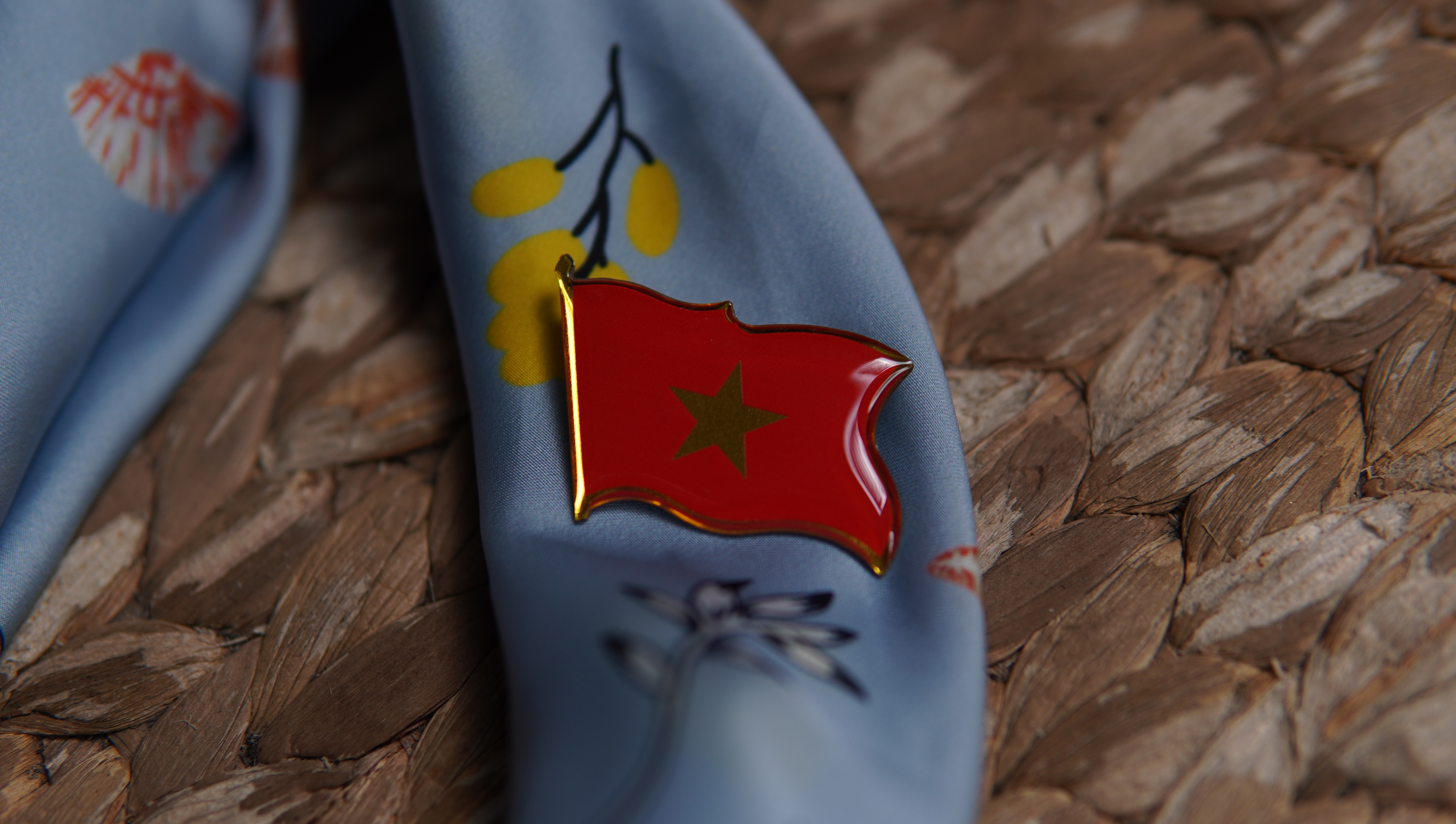 Ghim Cài Áo Việt Nam_thumbnail_6