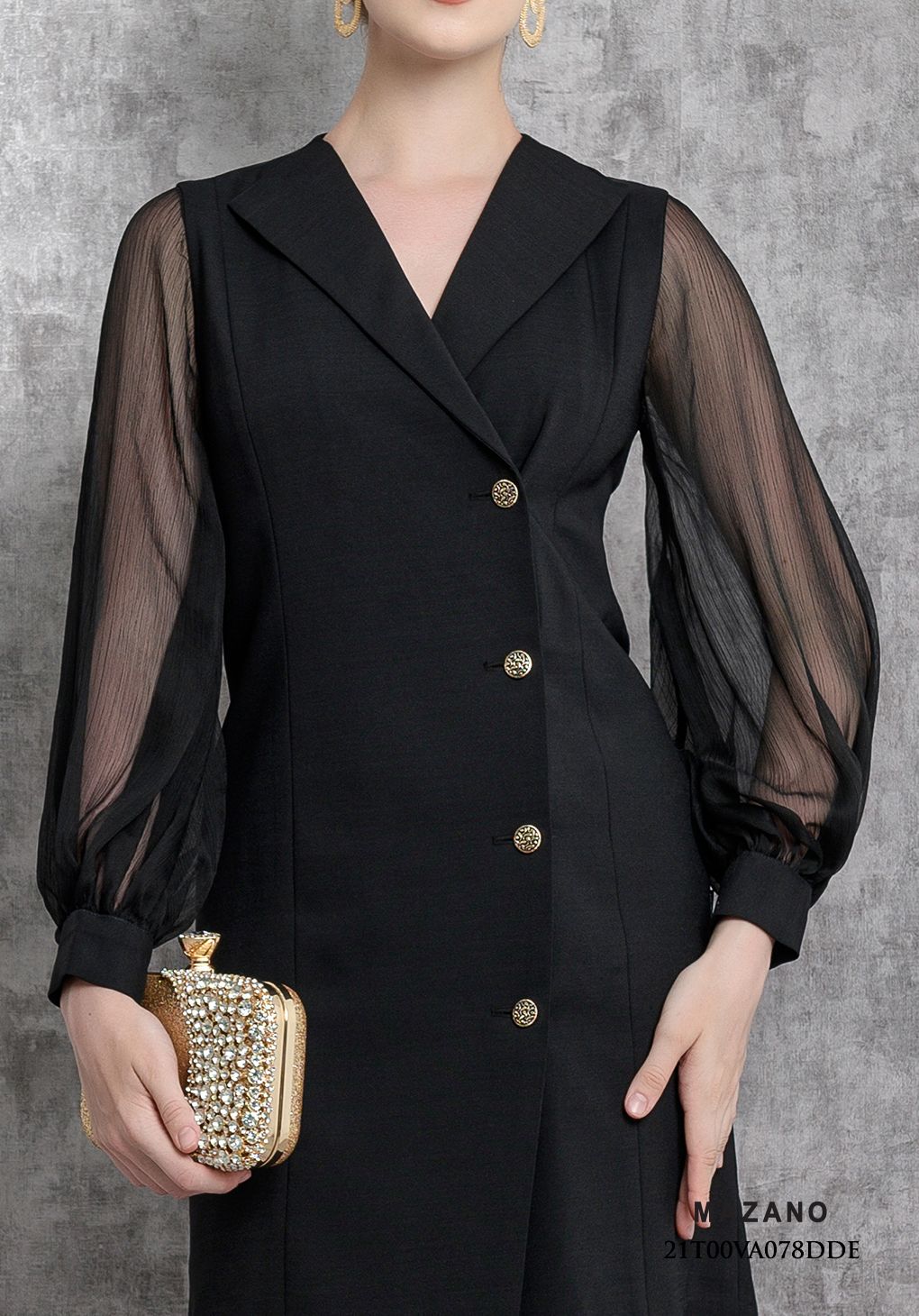 Đầm vest đen tay bồng cách điệu_thumbnail_3