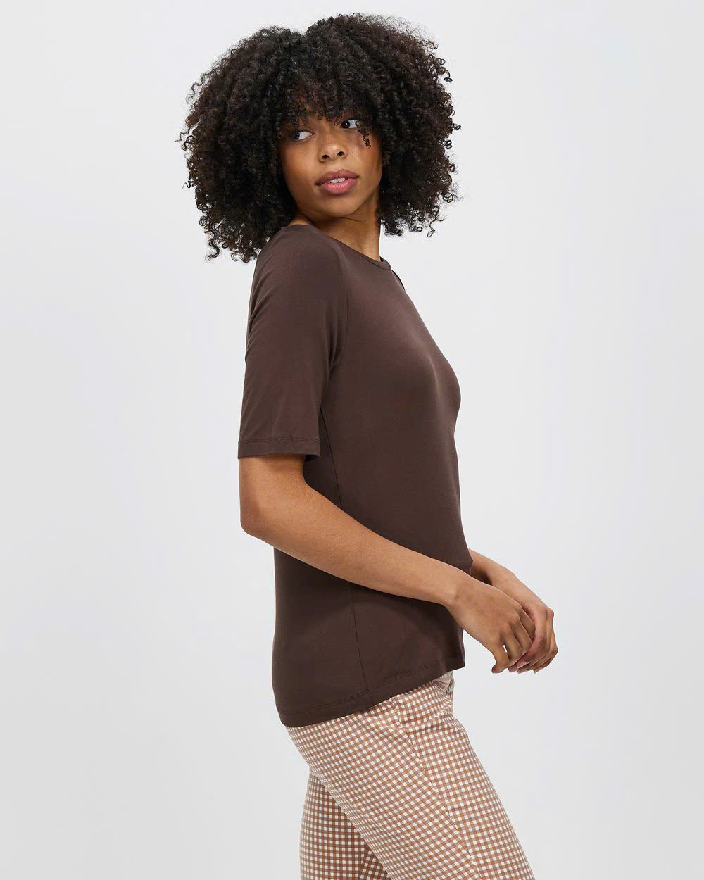 AT786 - Áo thun có đệm ngực_thumbnail_1