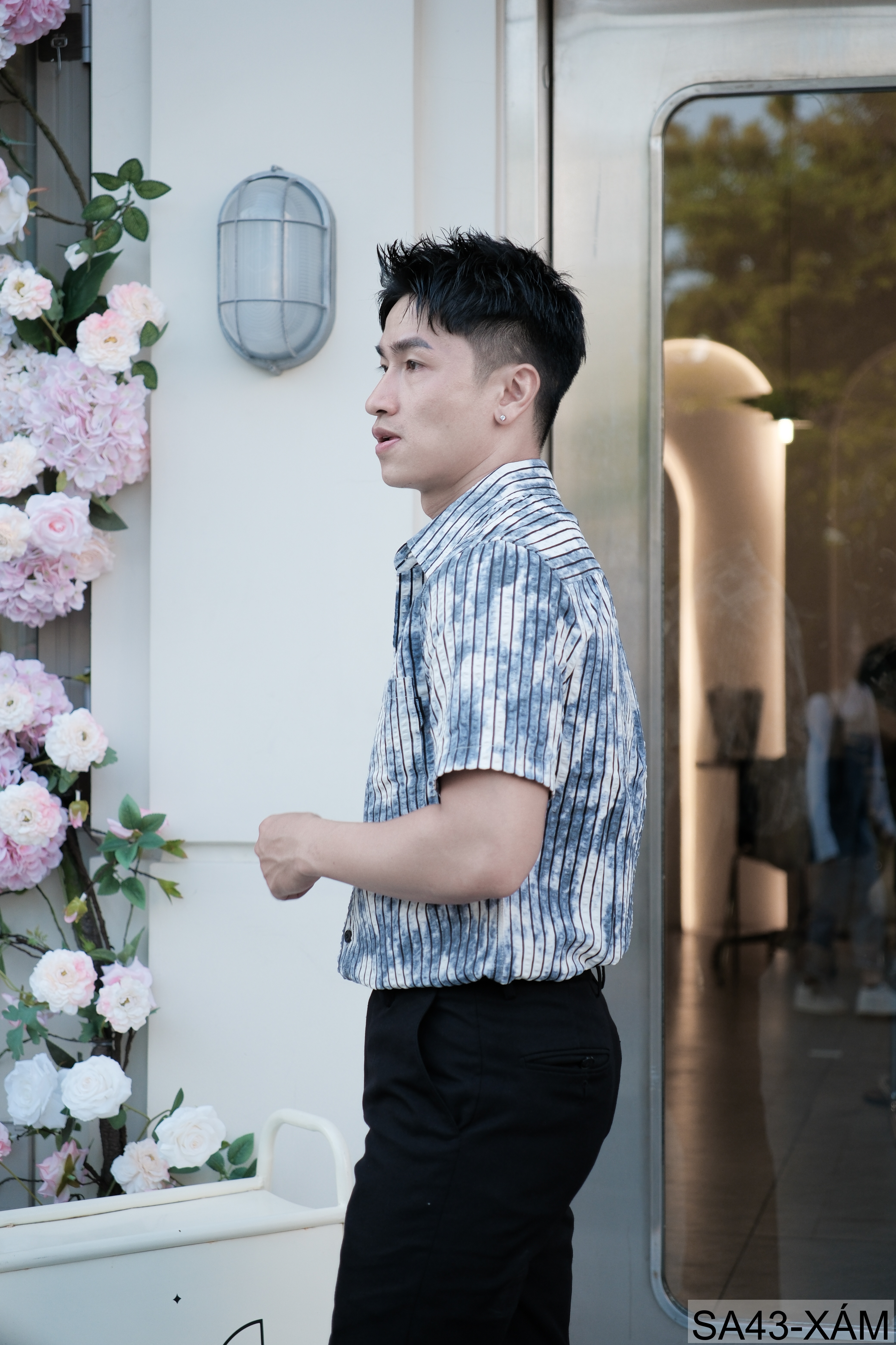 SA43 - Áo sơ mi nam tay ngắn sọc dọc phong cách streetwear, chất cotton thoáng mát, dáng rộng thoải mái_thumbnail_4