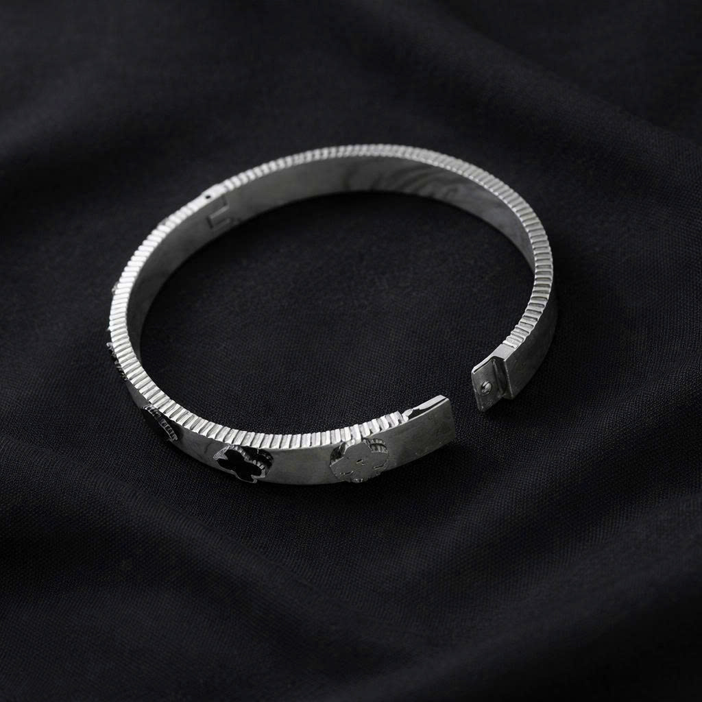 vòng tay titan cuff vca trơn trắng_thumbnail_2