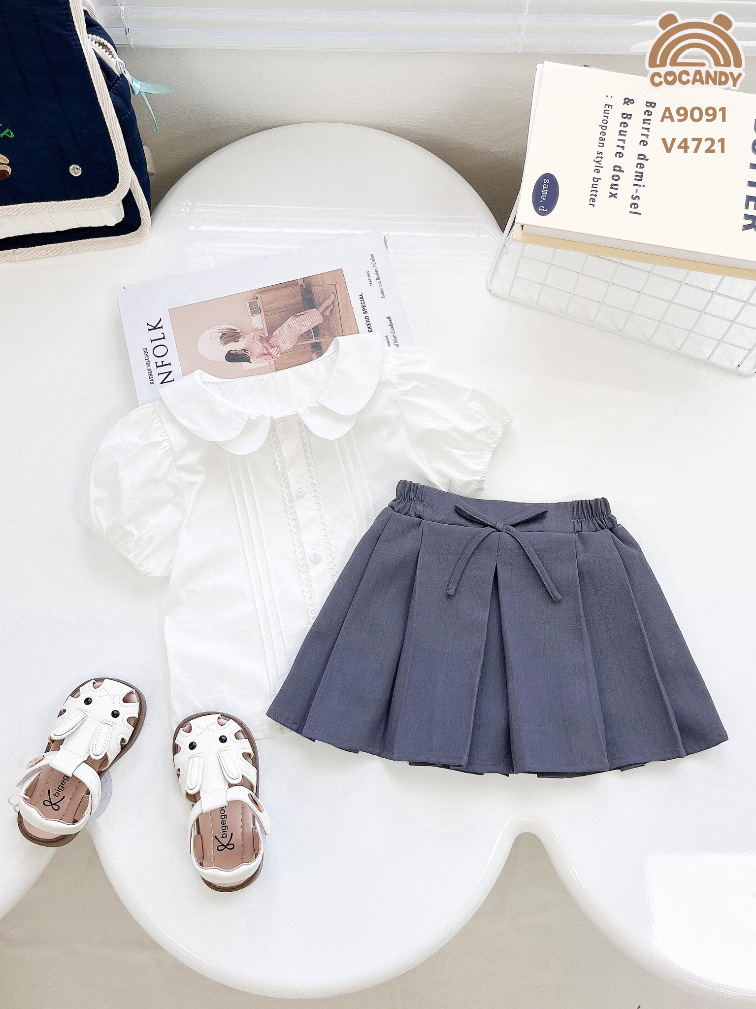 Chân váy GHI ĐẬM xếp ly 1 nơ