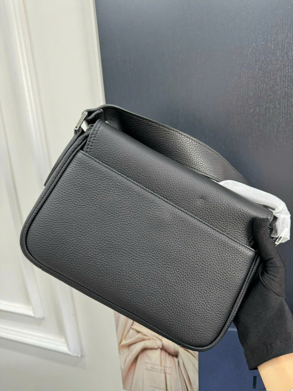 Túi đeo chéo nam Dior Saddle Oblique da bò màu đen_thumbnail_2