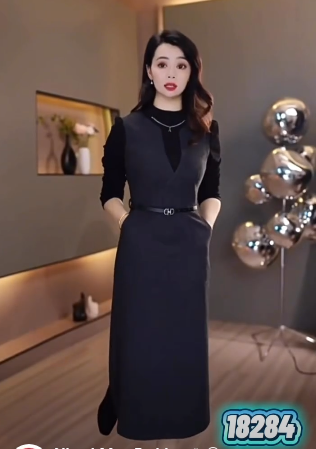 18284-Đầm suông xám phối dài tay kèm nịt ( xước hàn, thun)