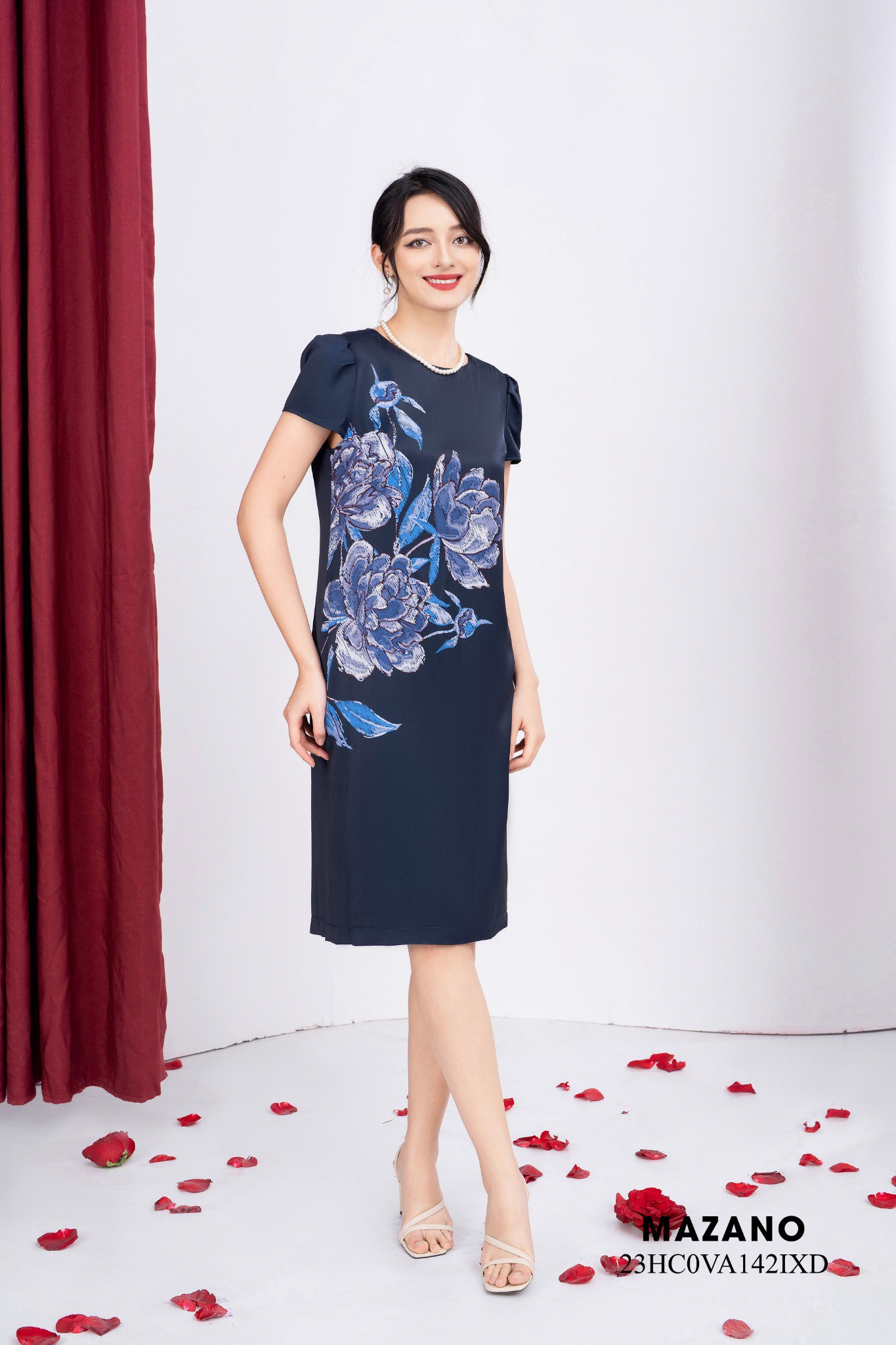 Đầm suông vừa họa tiết in_thumbnail_0