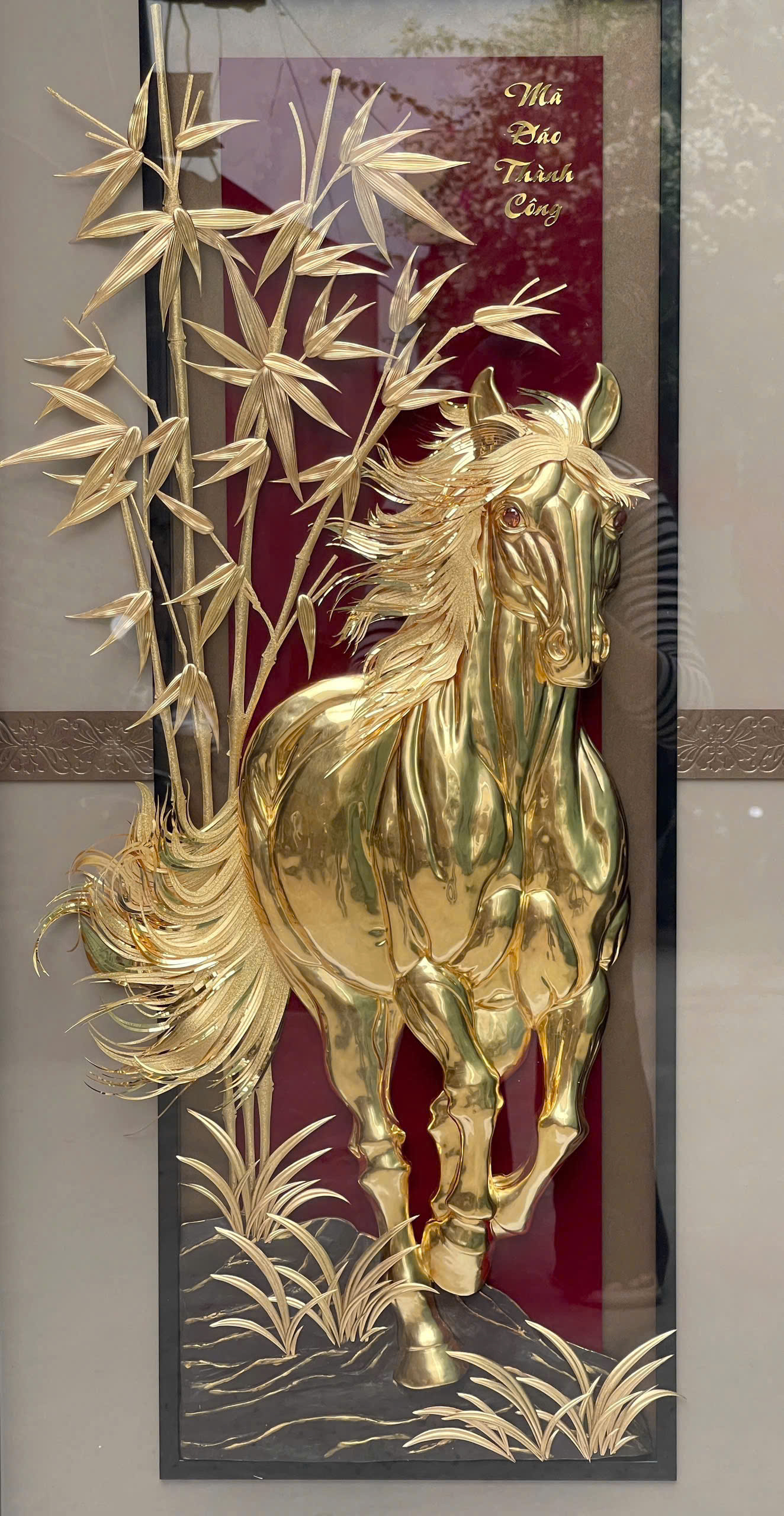 Tranh Ngựa mã đáo thành công   dát vàng 24k 115x55cm_thumbnail_1