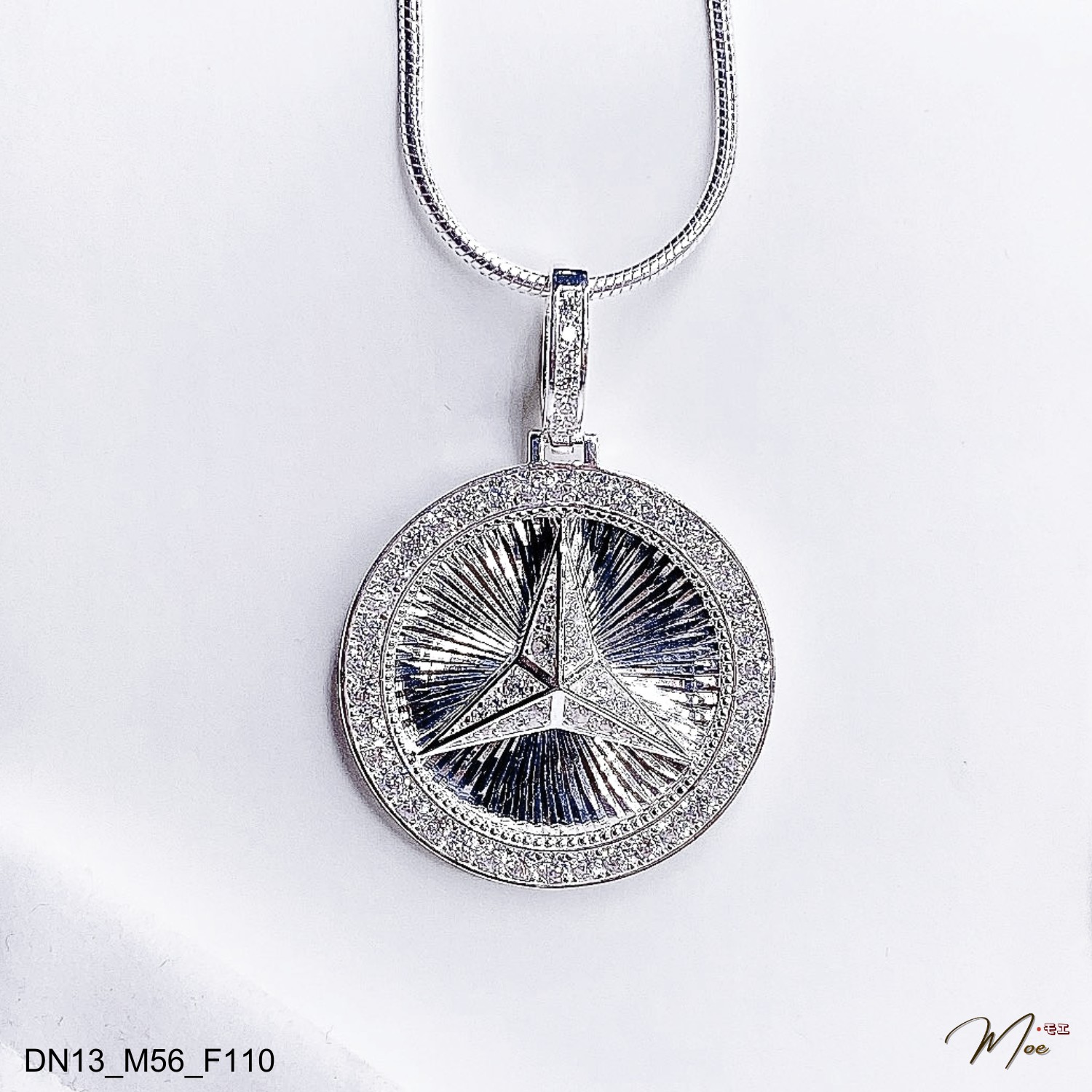 MN39 - Mặt dây chuyền nam Mercedes mặt phay viền đá