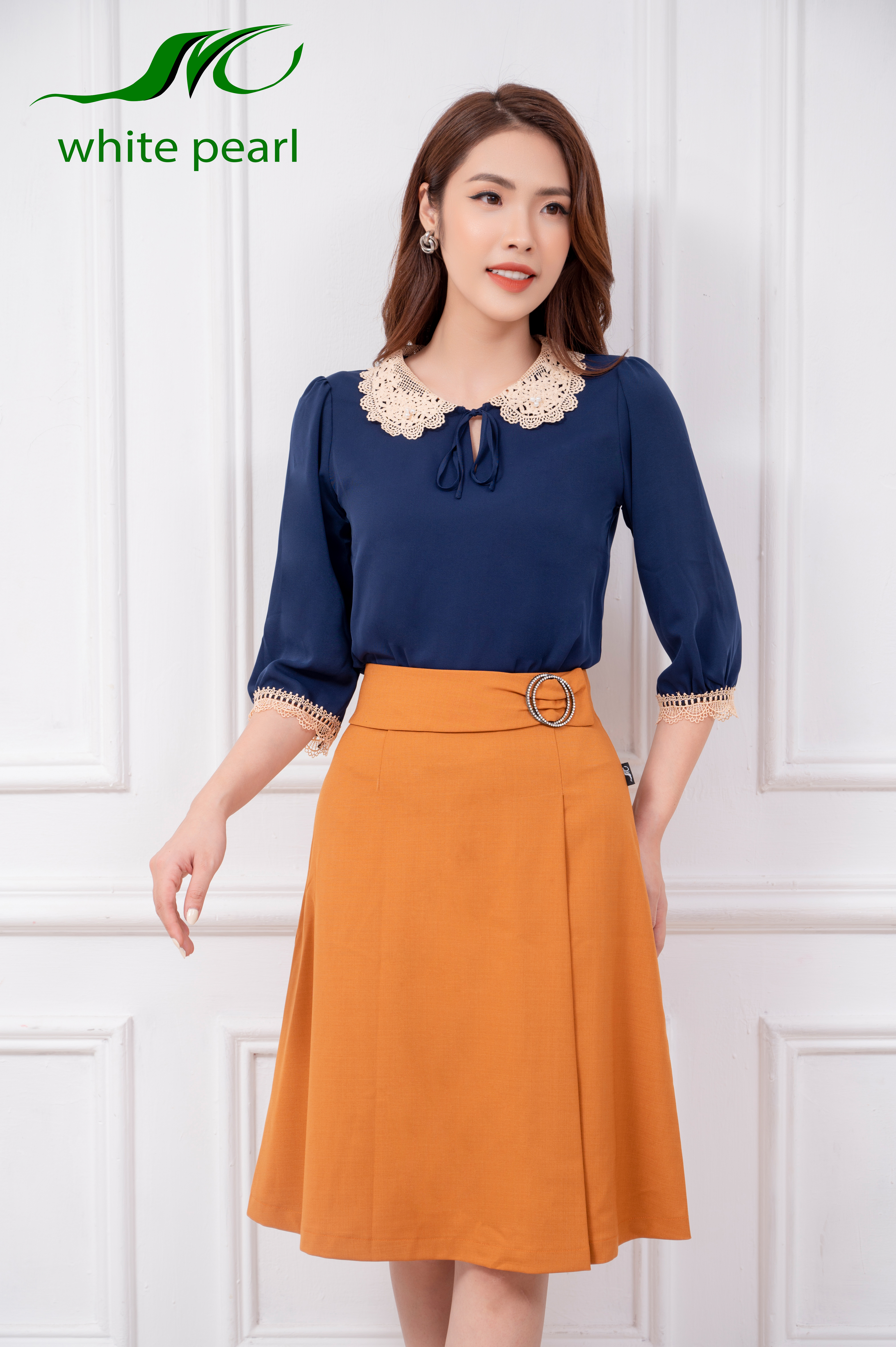 Chân váy xòe dáng ngắn thời trang công sở cao cấp White Pearl_thumbnail_2