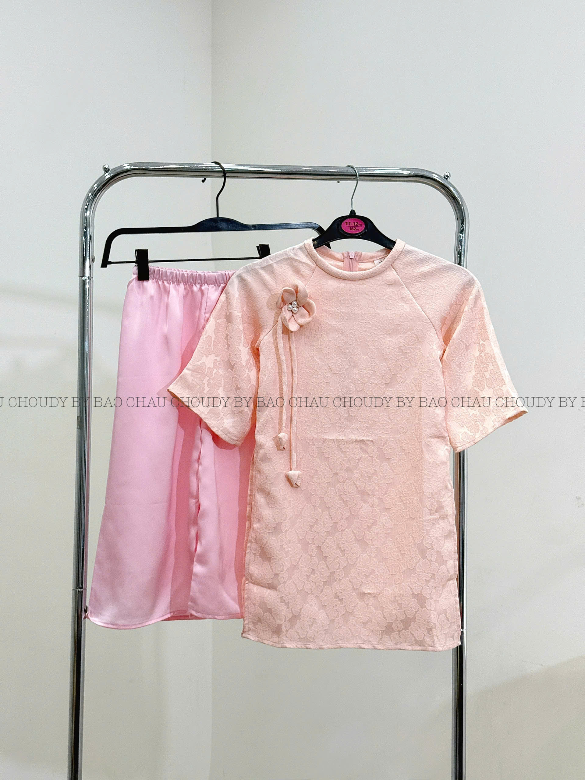 SALE A807 ÁO DÀI HỒNG BÉ GÁI_thumbnail_1