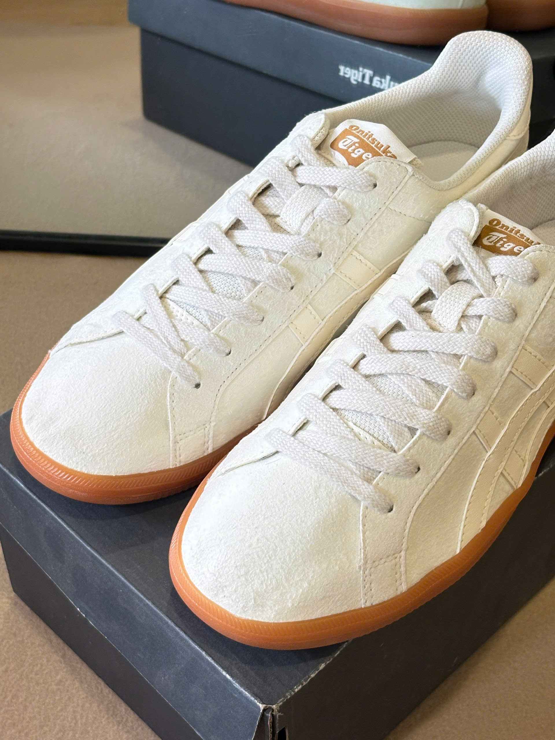 Onitsuka Tiger DD Trainer Heritage Sneaker 1183A582-250 - Beige/White_thumbnail_5