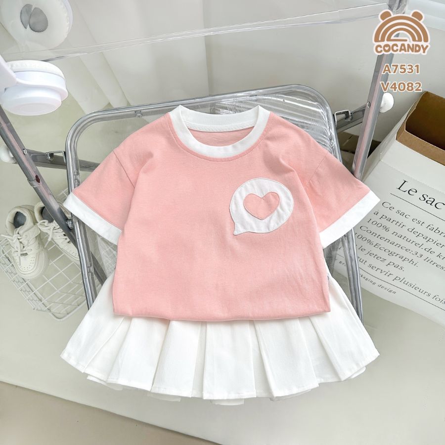 Áo cộc HỒNG phối ngực trái tim