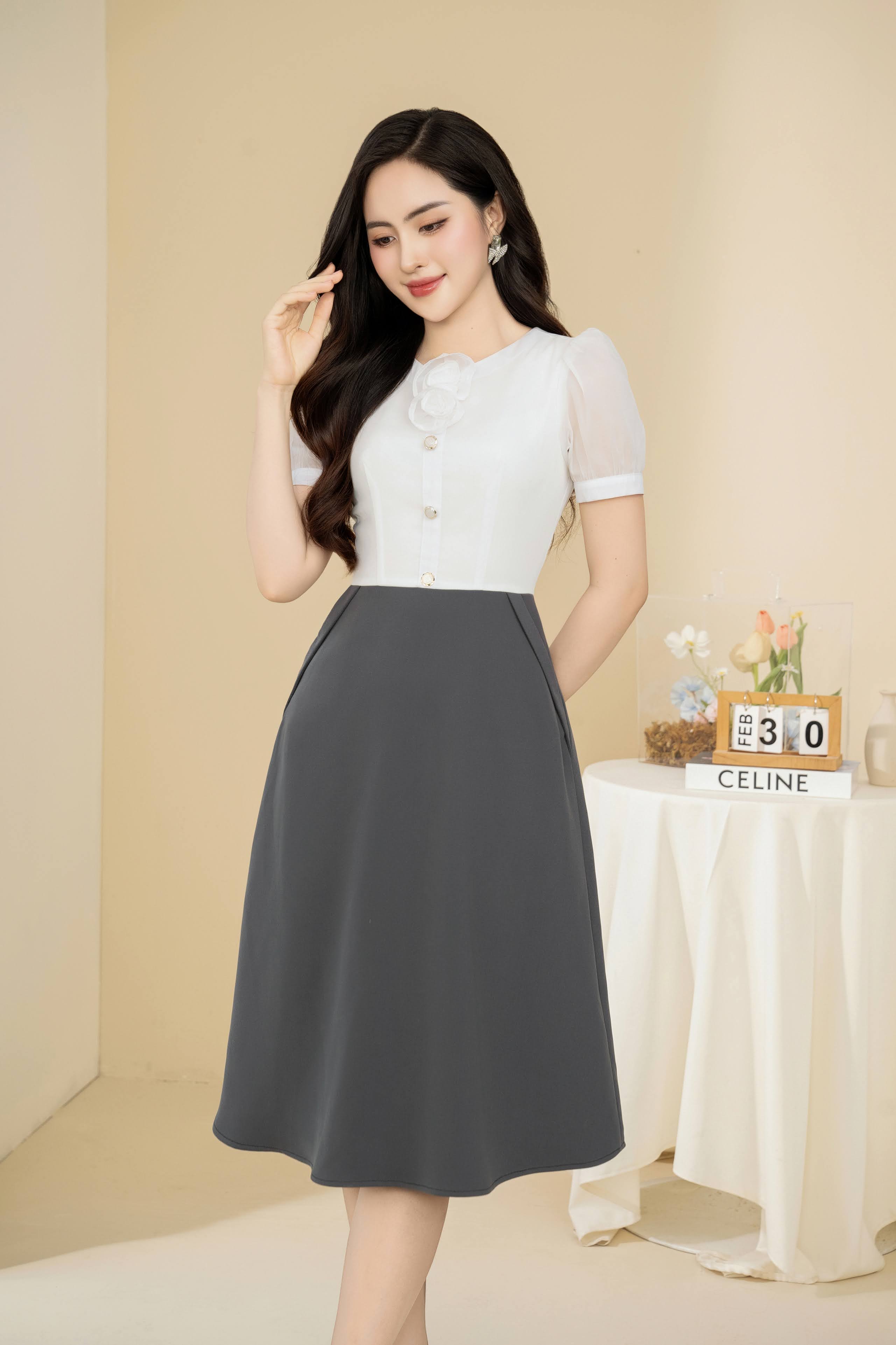Đầm xoè trắng phối chân váy xám_thumbnail_2