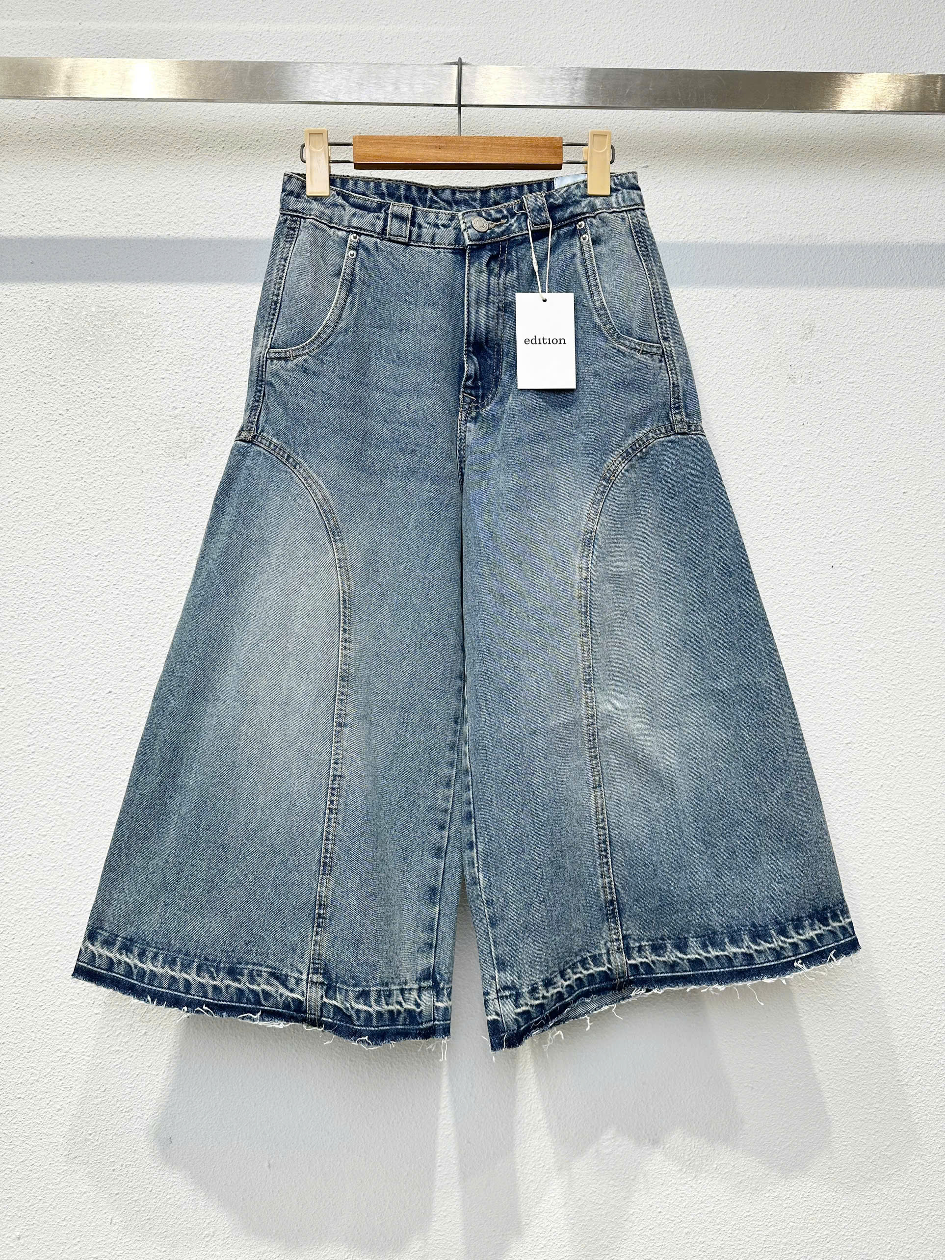 QUAN SHORT EDITION_thumbnail_8