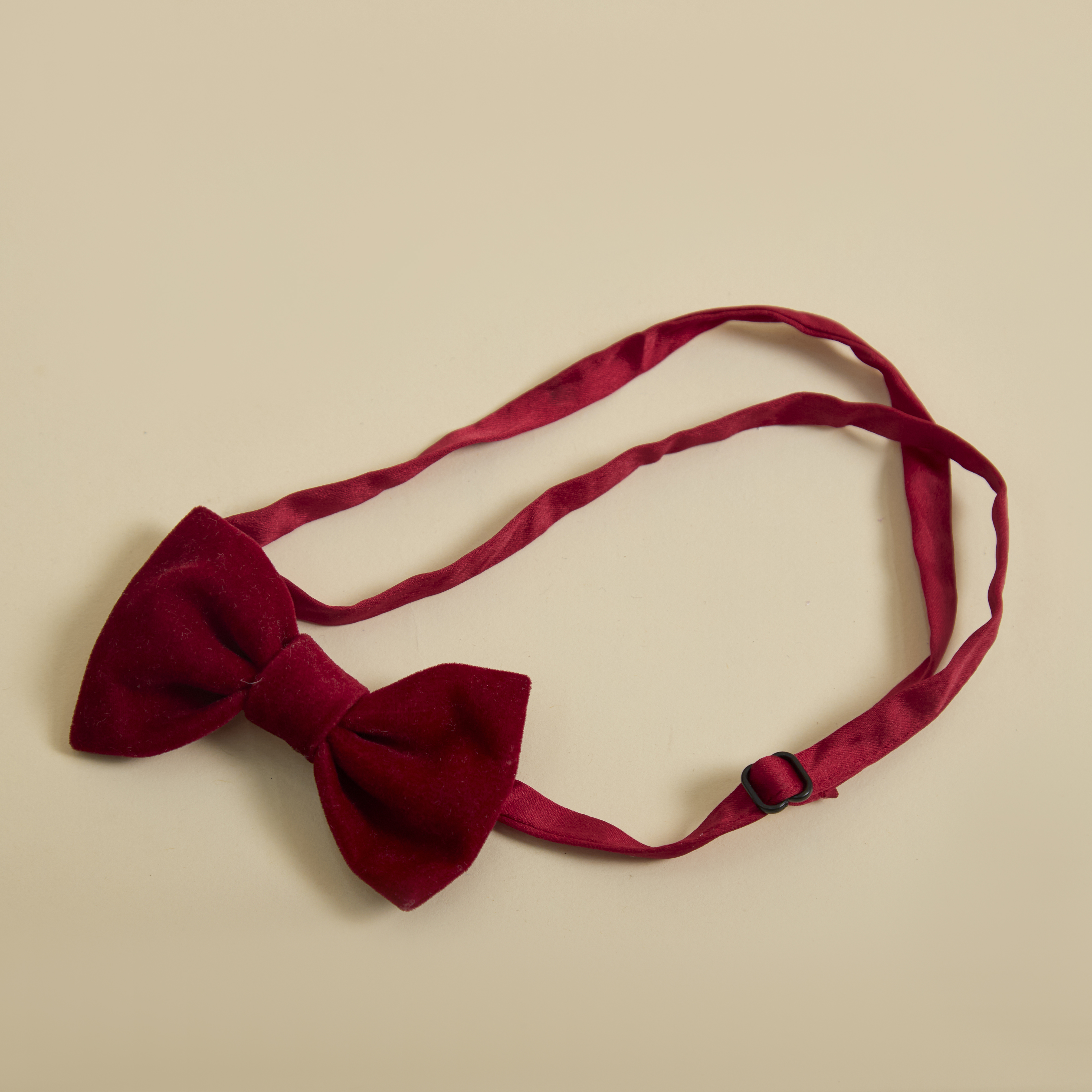 Nơ cổ một tầng