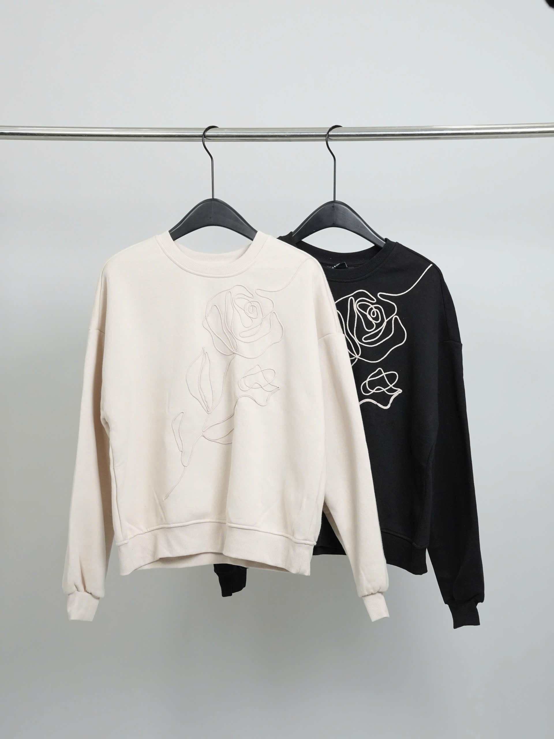 SWEATER ONLY_thumbnail_1