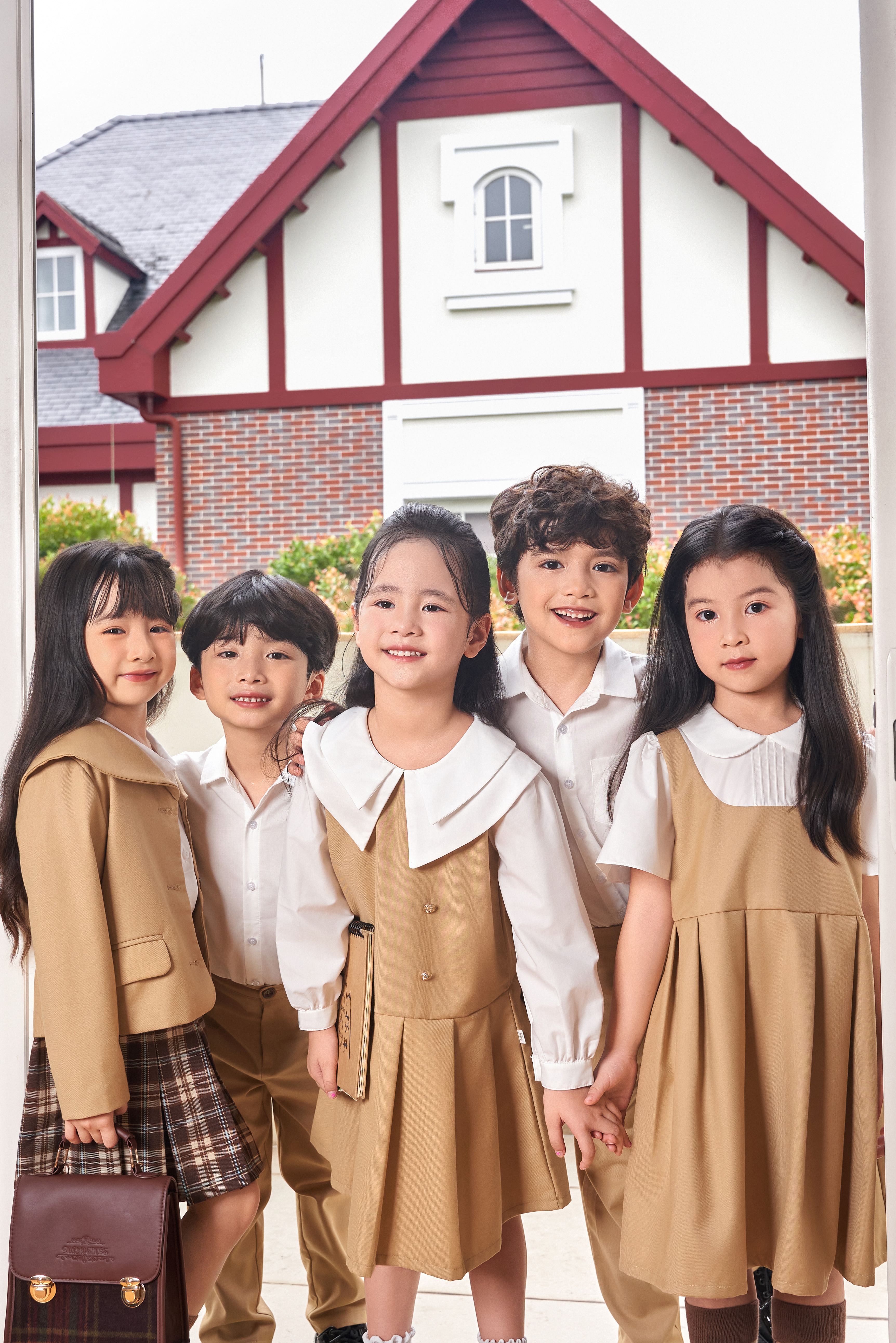 Váy cổ hai tầng đuôi cá xếp ly_thumbnail_7