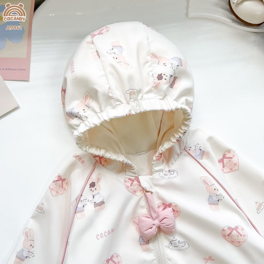 Áo khoác gió BE họa tiết trái tim_thumbnail_5