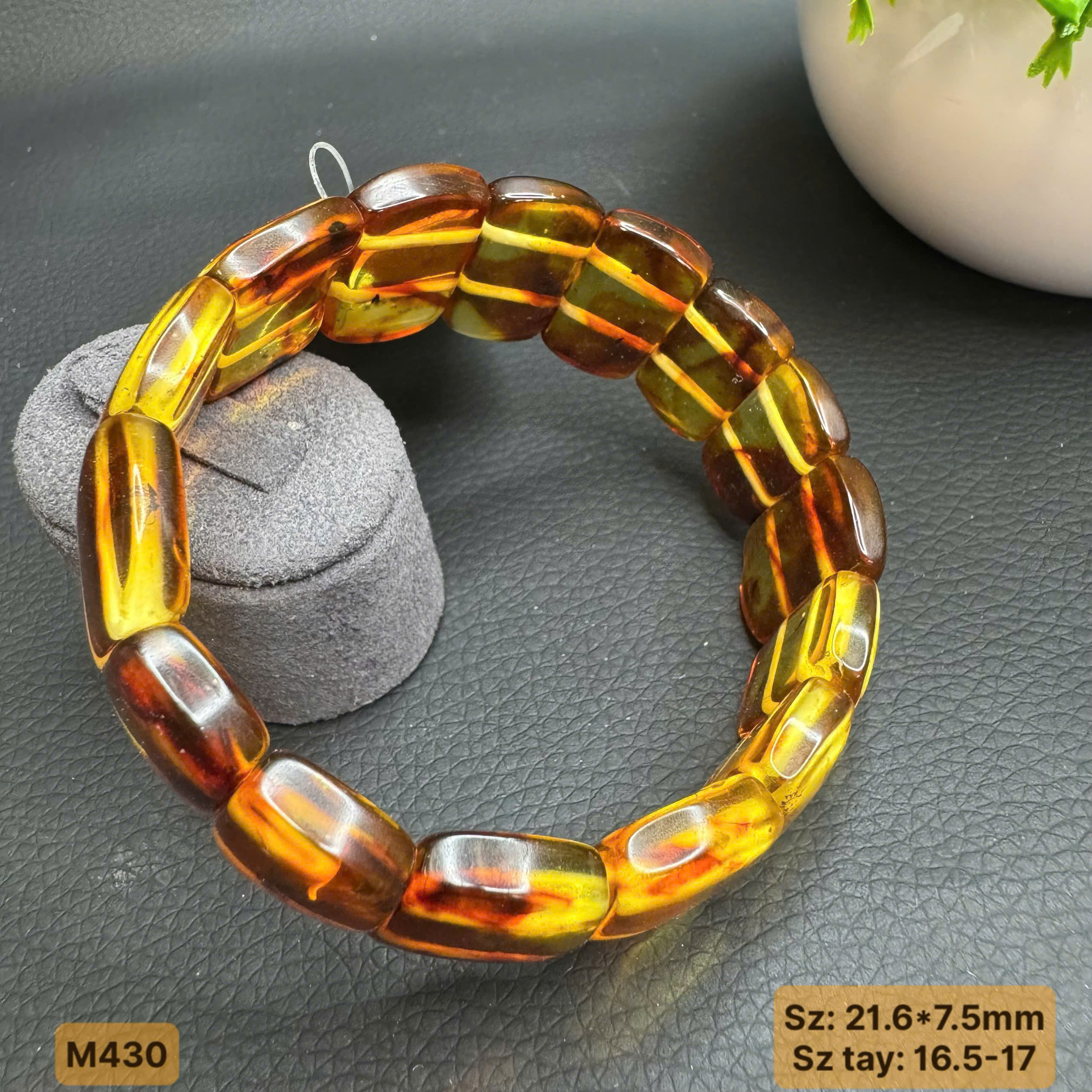 Lắc Bản Côn Trùng Ánh Huyết - M430