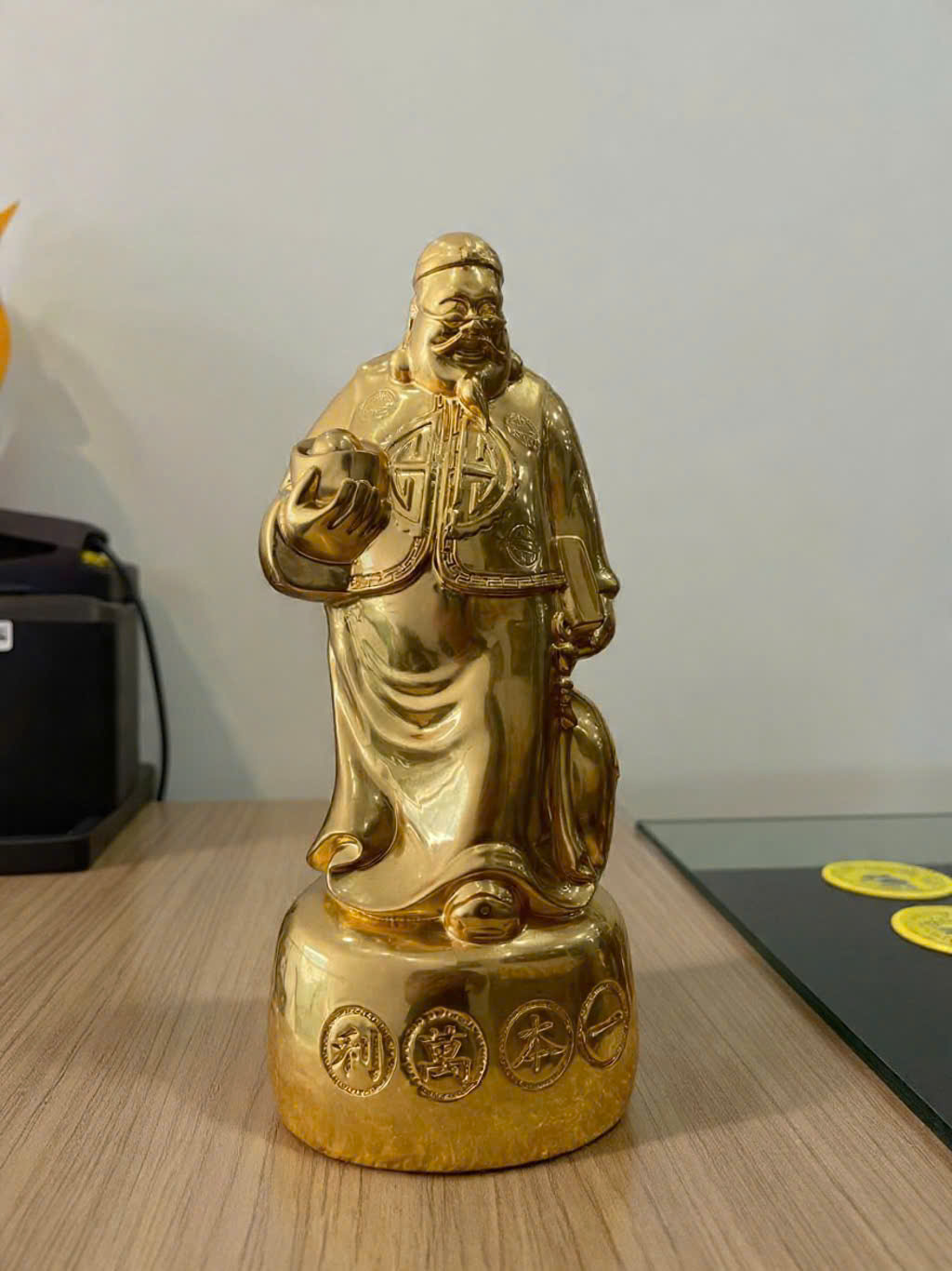 Tượng quản gia bằng đồng dát vàng 9999_thumbnail_1