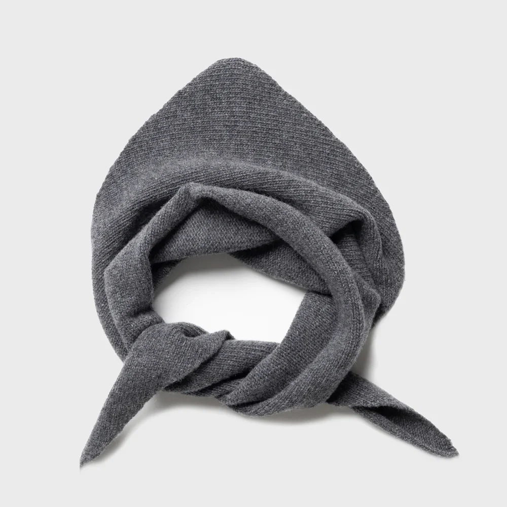 Scout_Scarf_Grey_1000x_8721802c-70ae-458b-acbd-ac24e80c5af5