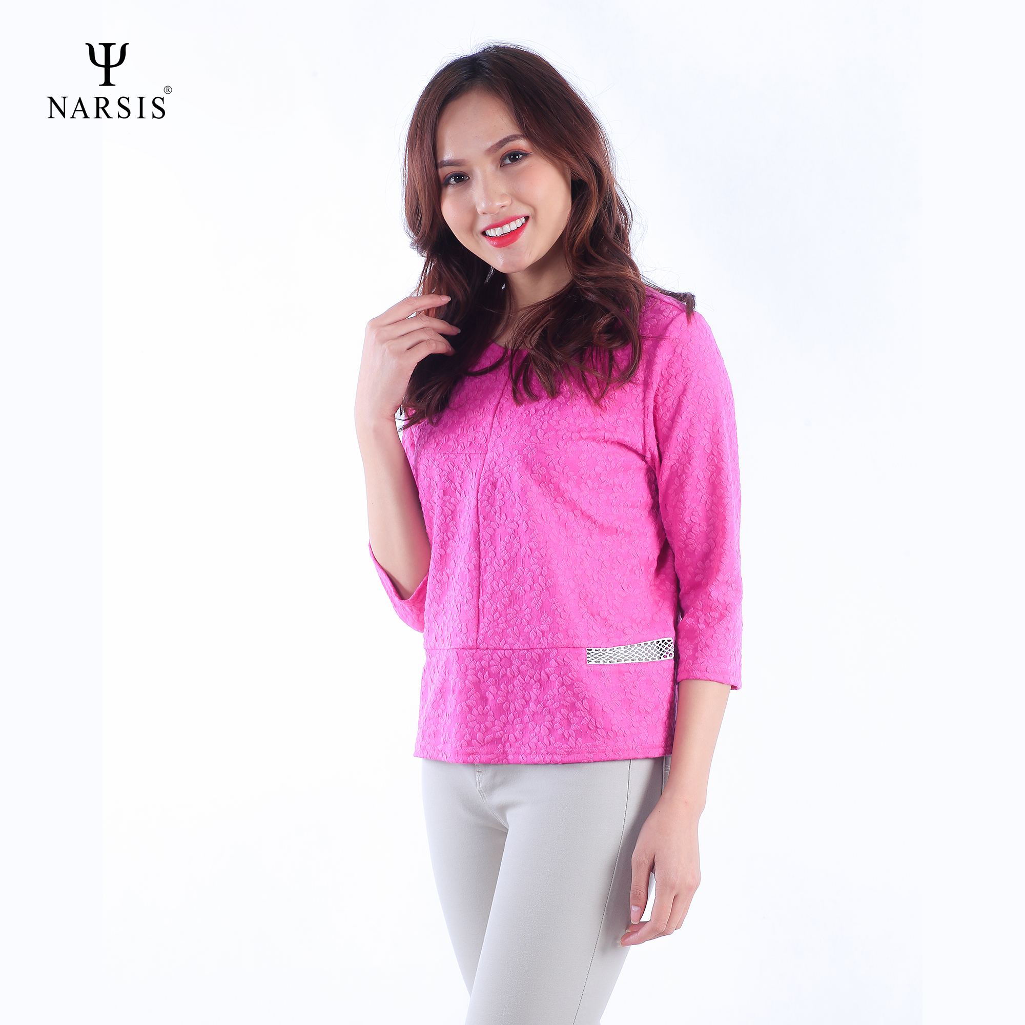 ÁO KIỂU NỮ L7082 NARSIS CHẤT LIỆU THOÁNG MÁT, DỄ CHỊU, THOẢI MÁI CẢ NGÀY, DỄ VẬN ĐỘNG