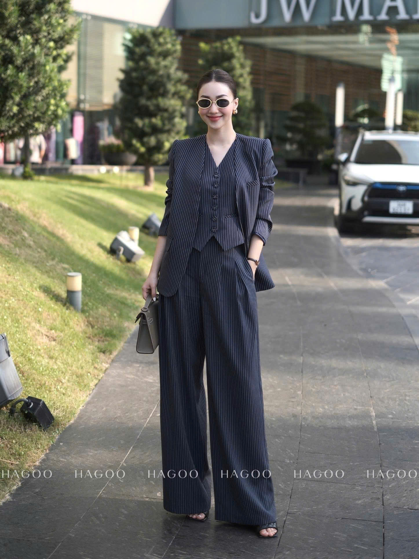 Áo gile dáng ngắn HAGOO