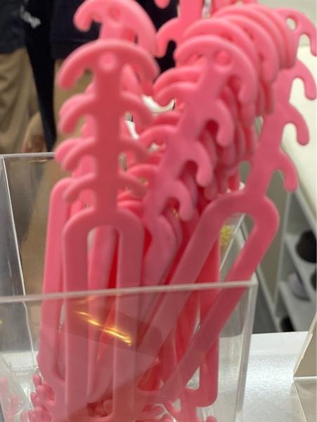 Dây đeo khẩu trang.