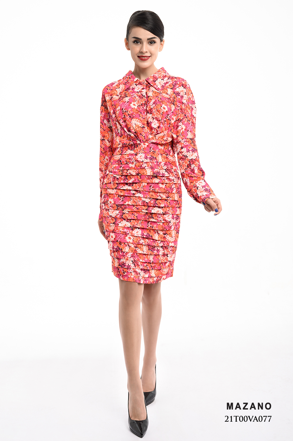 Đầm hồng họa tiết cách điệu xếp ly 21T00VA077HHA