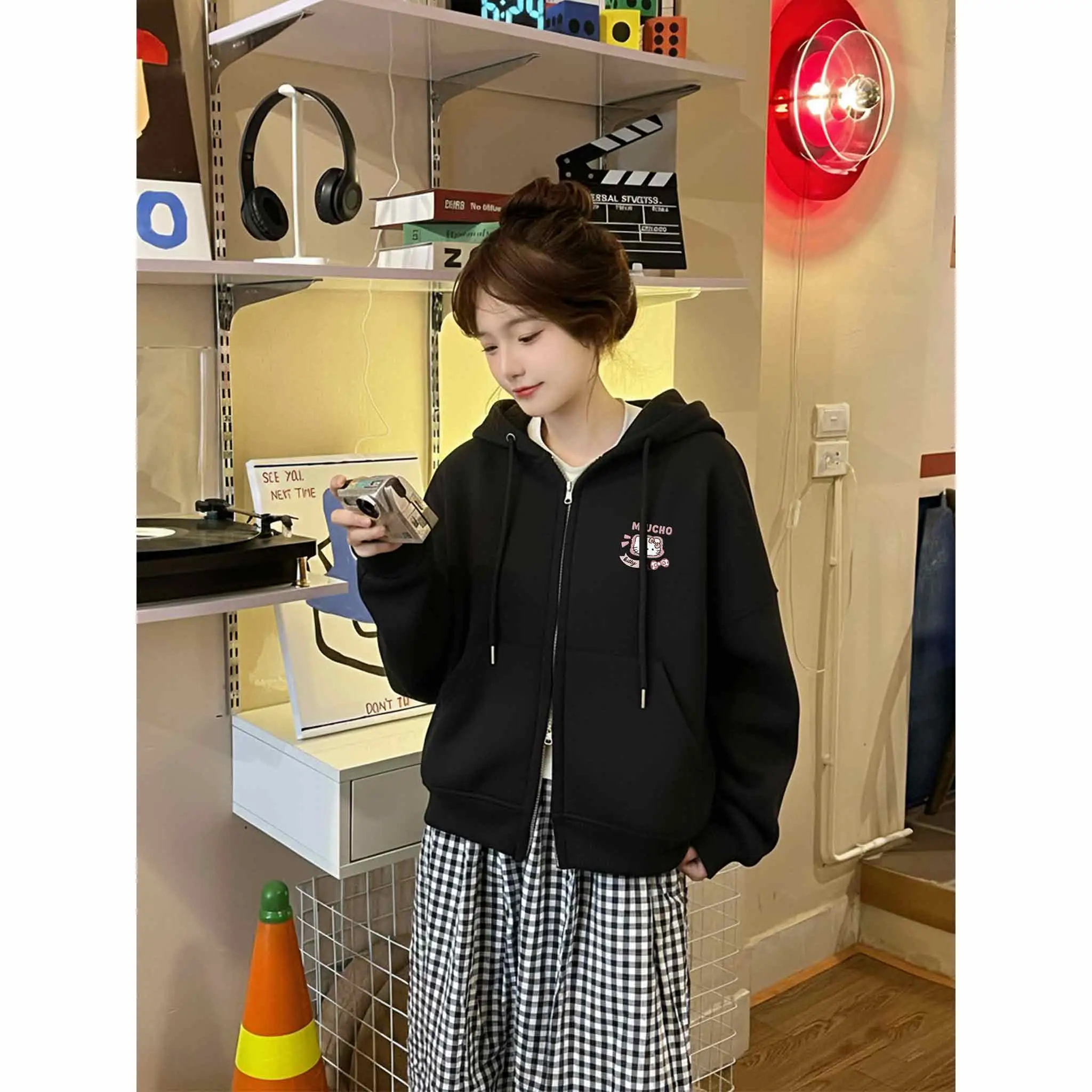 Áo hoodie zip nữ form boxy Miucho nỉ 2 da dày dặn thoáng mát hoạt hình Kitty dễ thương in mix 2823_thumbnail_4