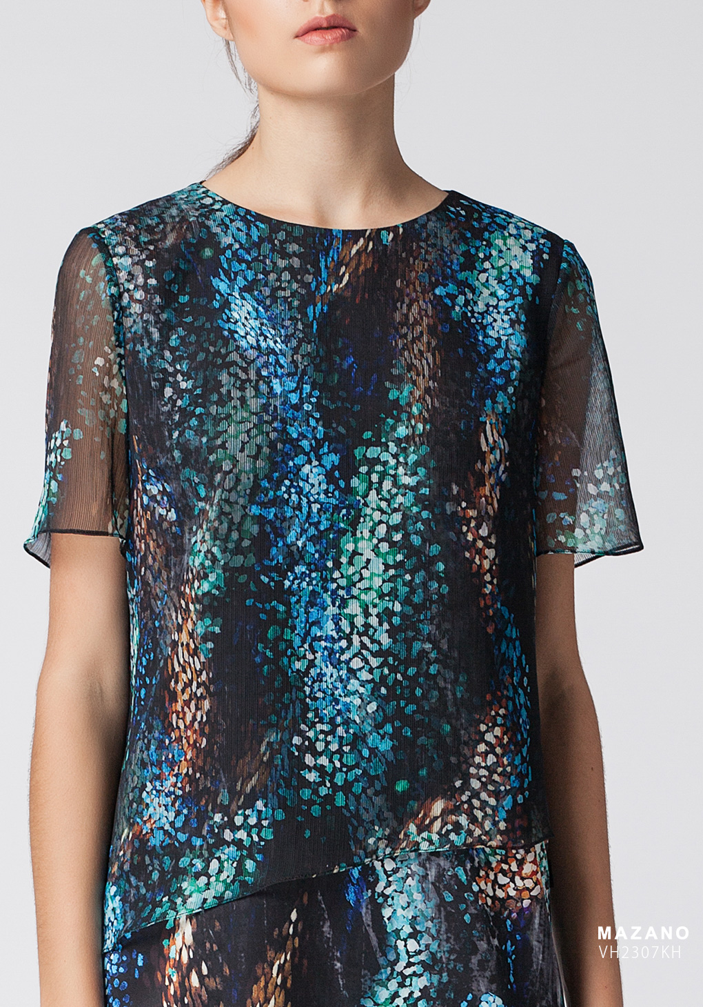 Đầm xanh chấm họa tiết cách điệu_thumbnail_3