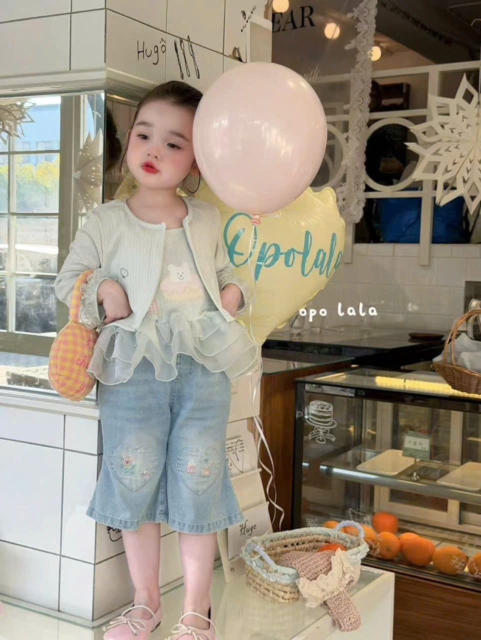 C106 - Ái 2 dây viền voan mix cardigan mỏng màu xanh mint hãng Opl (Sz90-130)