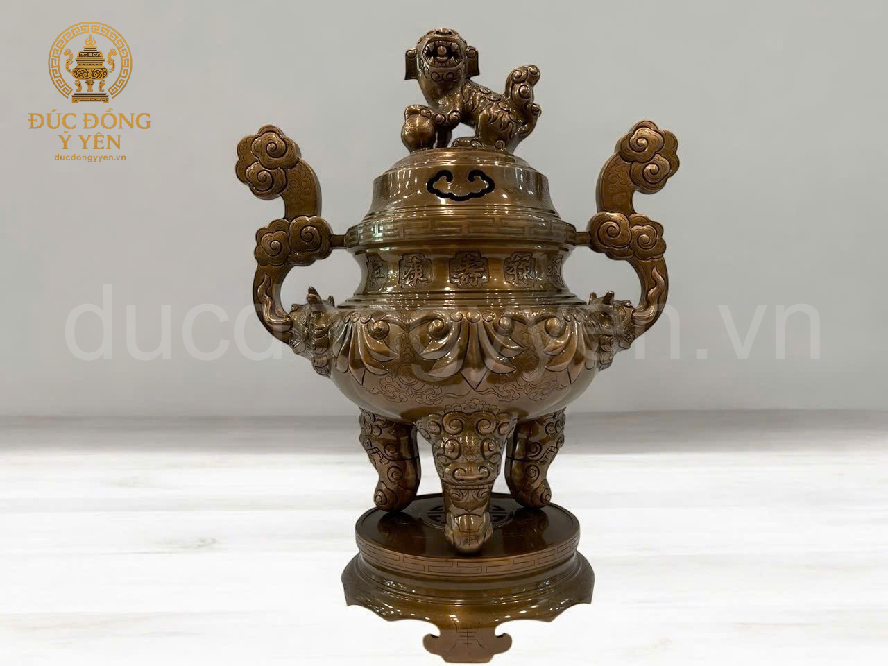 Bộ ngũ sự chạm hoa văn sòi đúc đồng đỏ_thumbnail_1