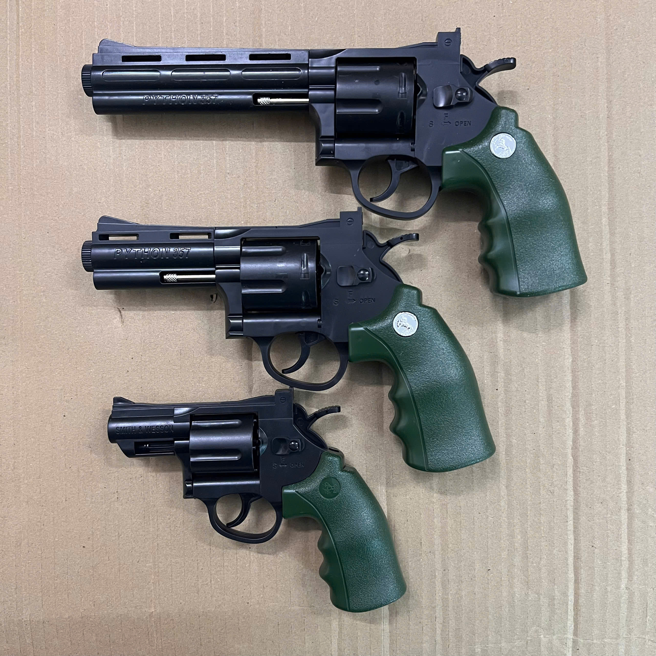 Đồ Chơi 𝐒𝐮́𝐧𝐠 𝐋𝐮̣𝐜 𝐨̂̉ 𝐪𝐮𝐚𝐲 ZP5 𝐂𝐨𝐥𝐭 𝐏𝐲𝐭𝐡𝐨𝐧 𝟑𝟓𝟕 size 19 - 23 - 28cm_thumbnail_23