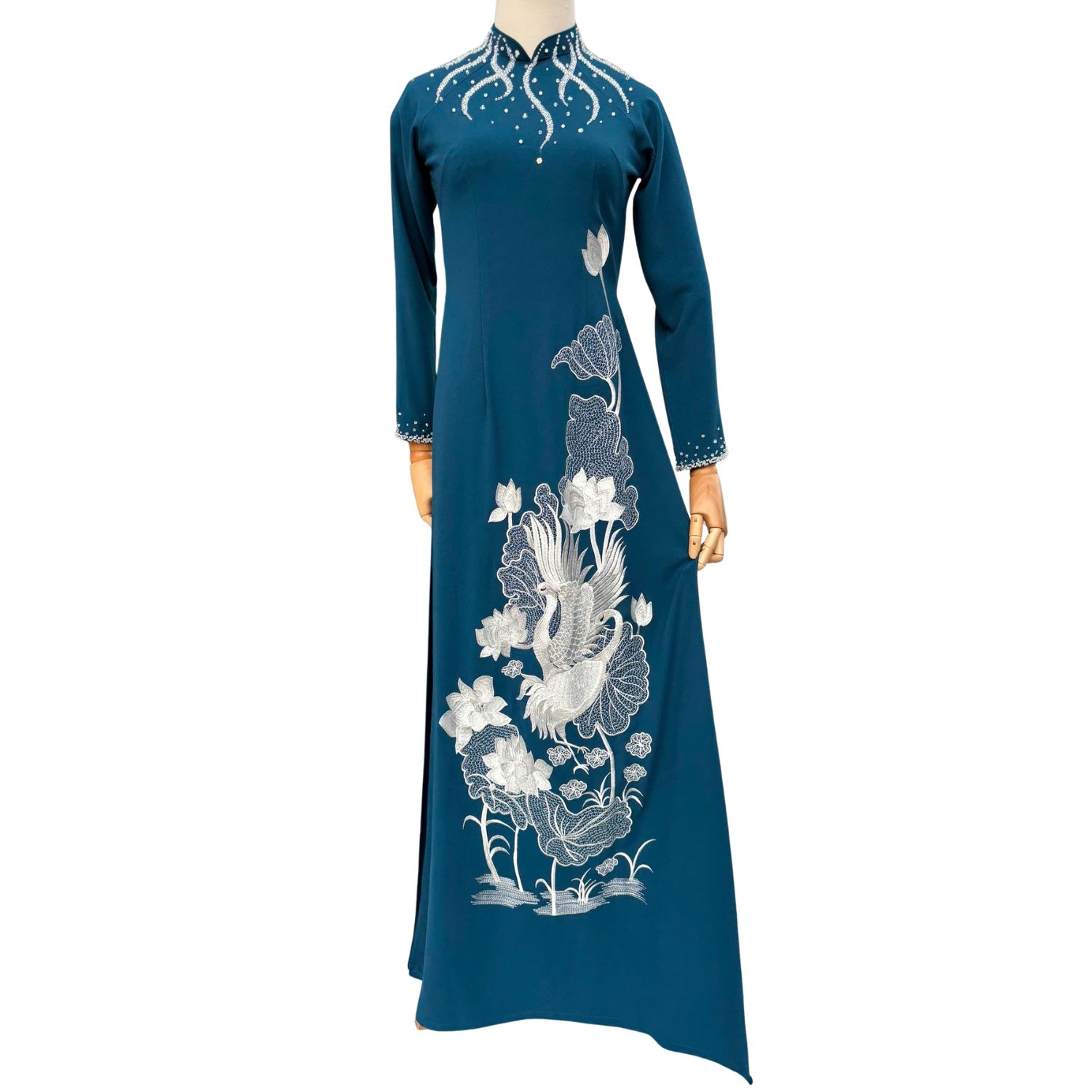 Áo Dài Mẹ Thêu Hạc Hoa Sen Dáng Truyền Thống AM25-06_thumbnail_3