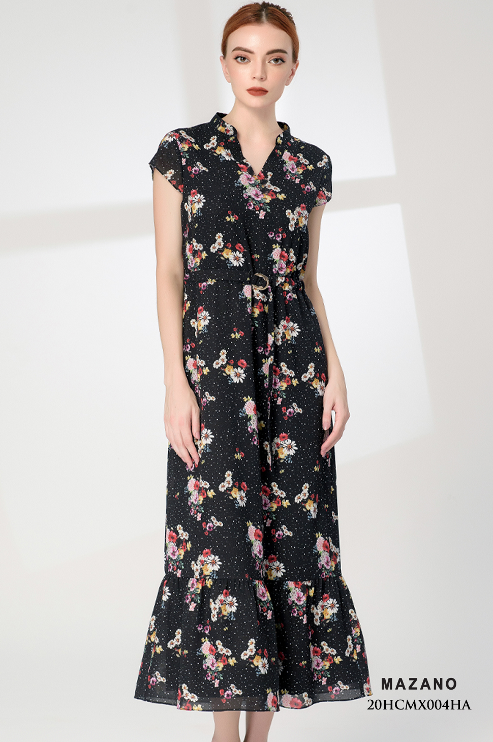 Đầm Maxi vải voan màu đen họa tiết dáng dài rút dây eo