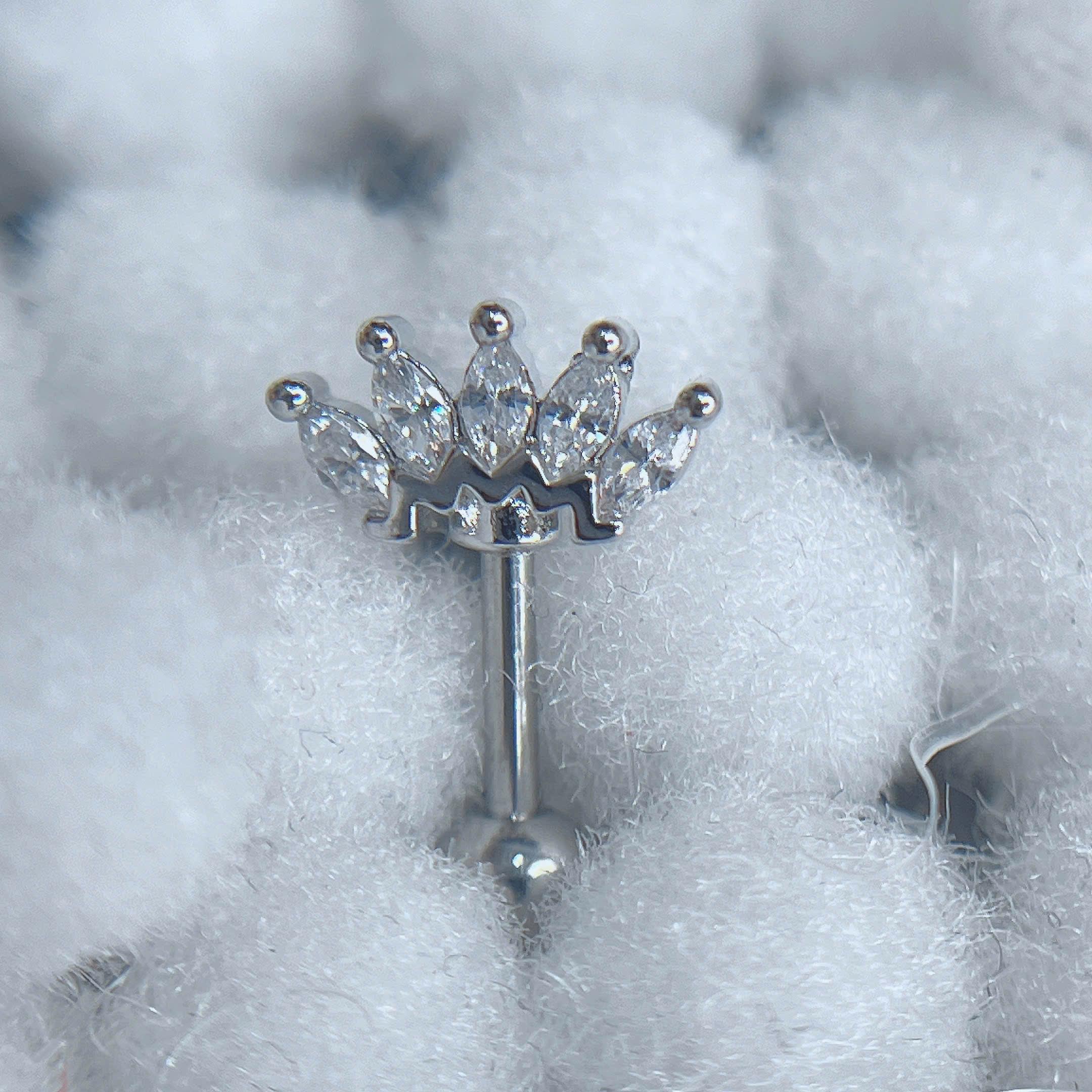 Khuyên kiểu vertical 5 lá đính đá