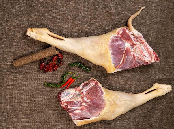 Whole Goat Leg – Fresh