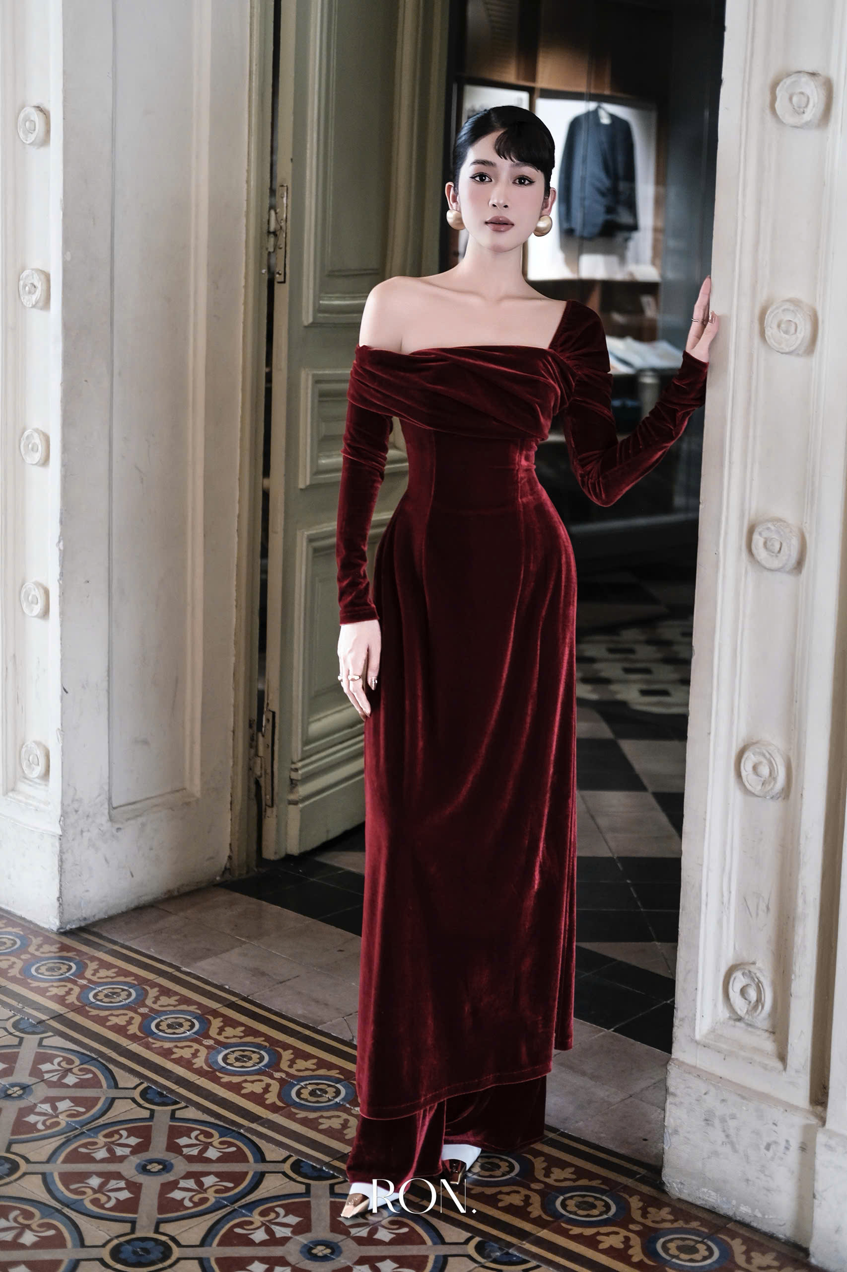 Quần Mộng huyền xuân