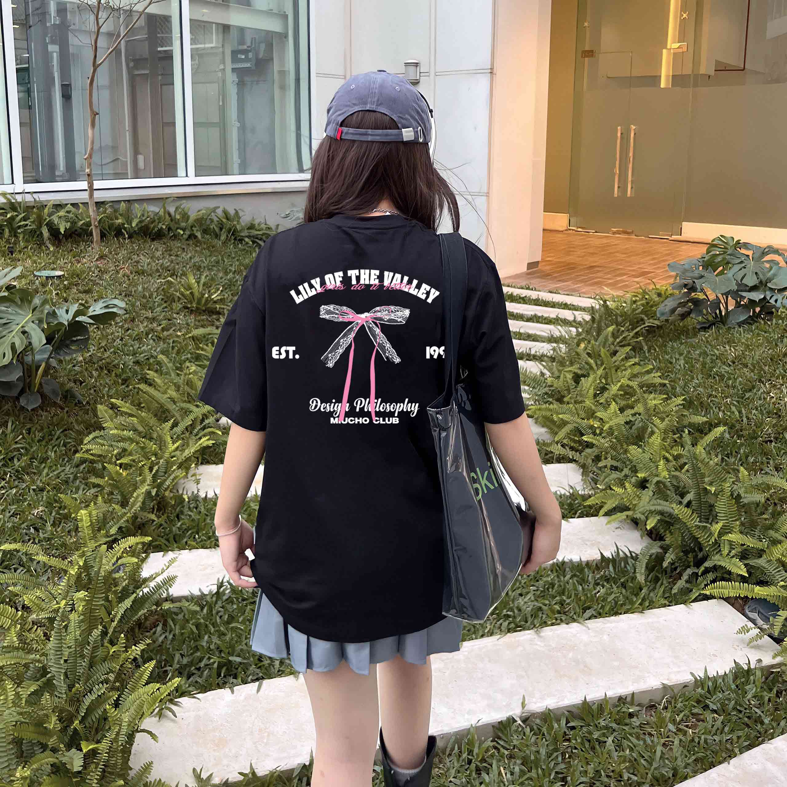 Áo thun hình nơ form rộng local brand ATD1250 Miucho tay ngắn cổ tròn in mix_thumbnail_4