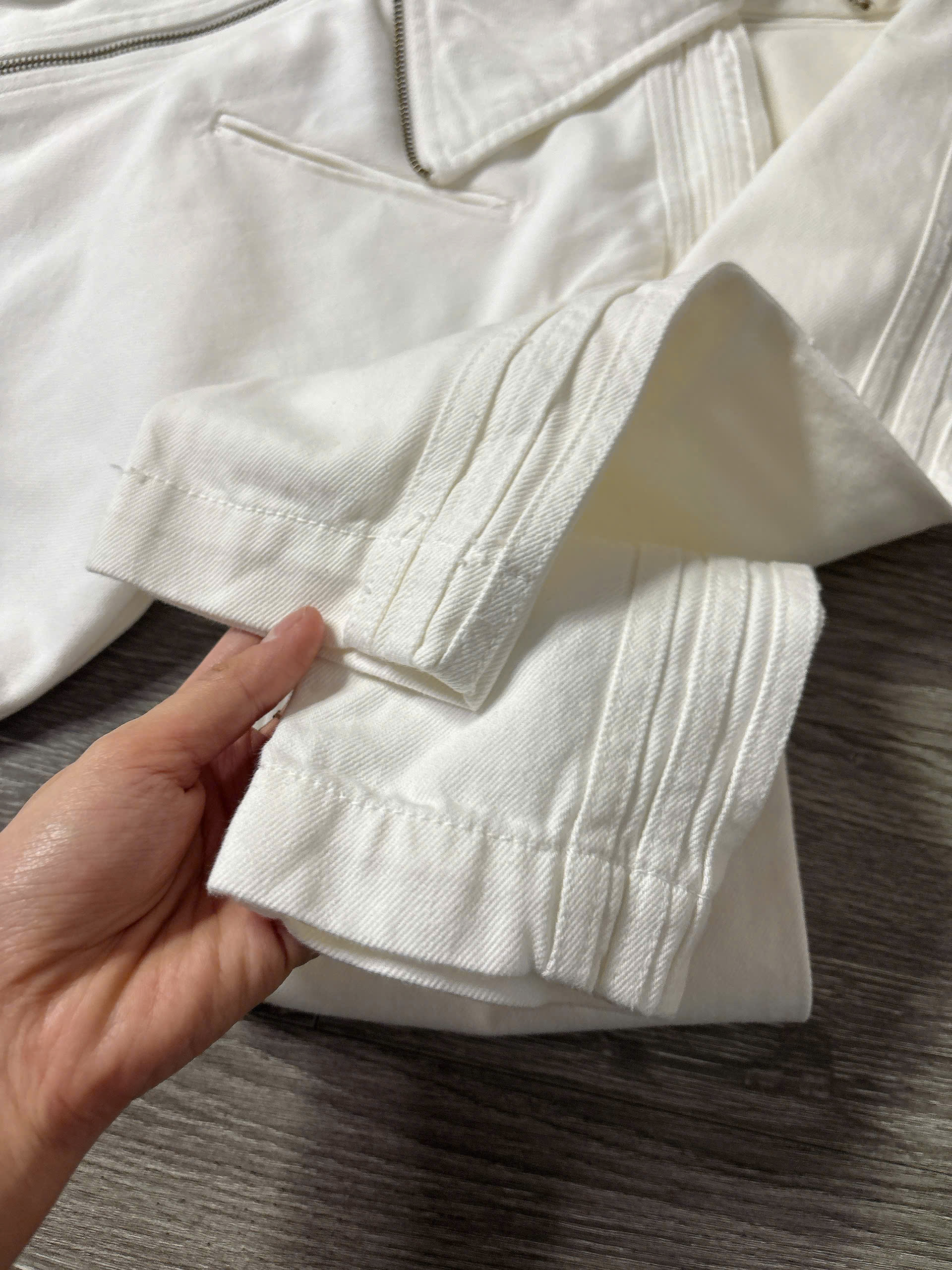 A10 ÁO KHOÁC JEAN TRẮNG_thumbnail_6