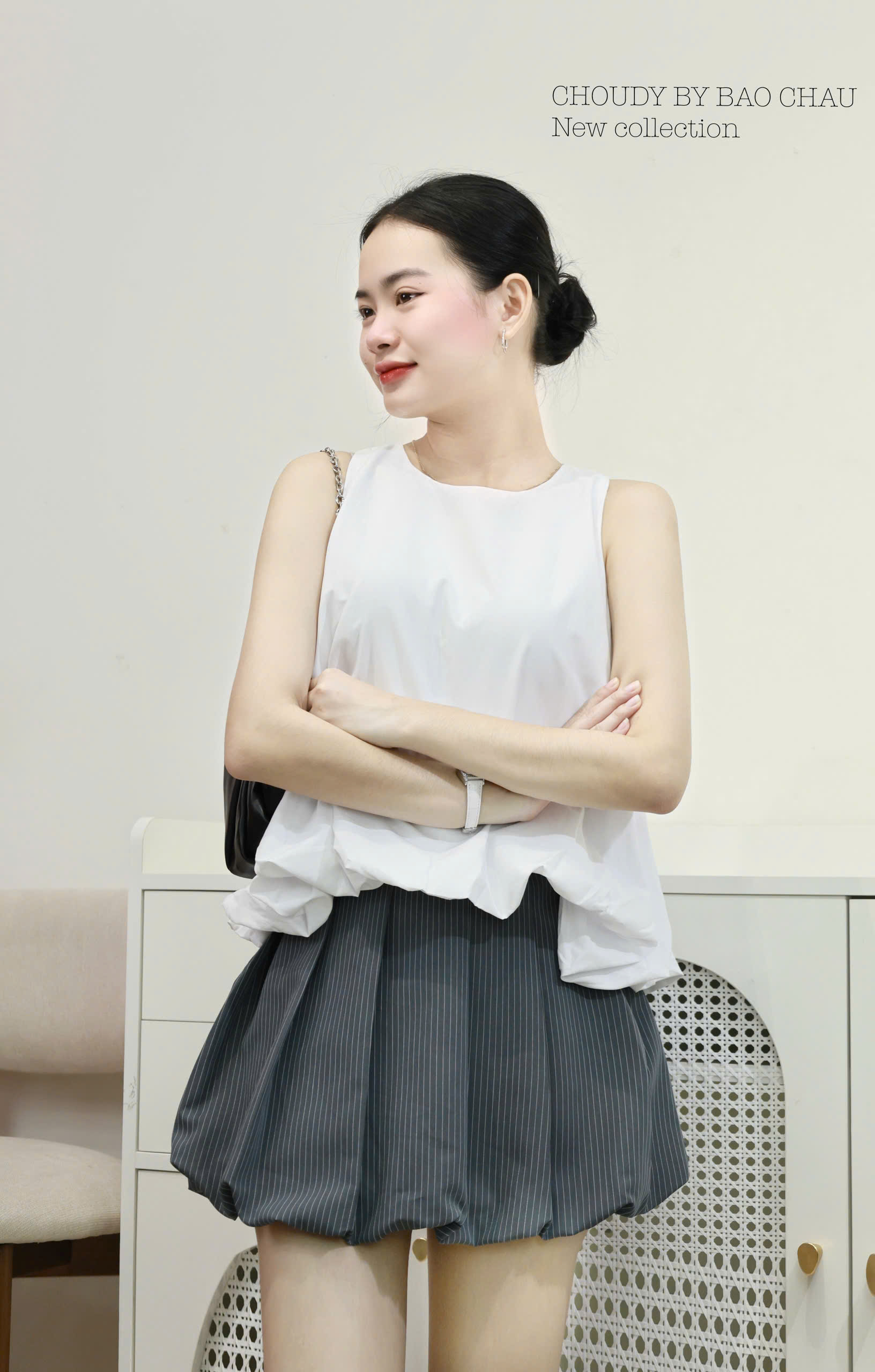 SALE U746 ÁO KIỂU TRẮNG