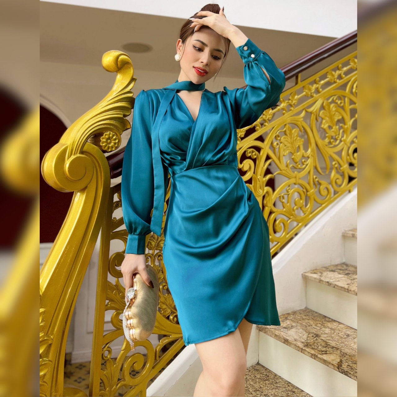 Jumpsuit giả váy tay dài cổ V xếp ly (kèm dây nơ)_thumbnail_7