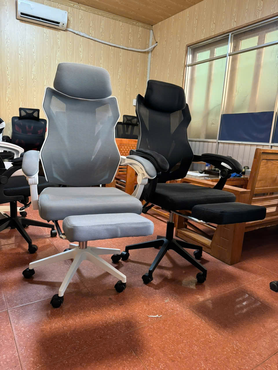 Ghế công thái học LX10_thumbnail_1