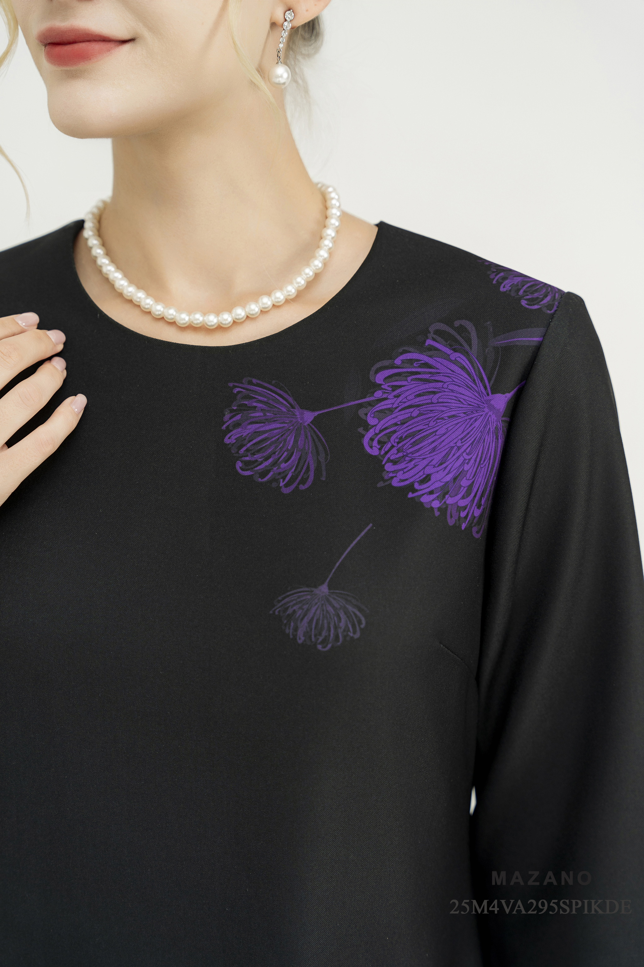 Váy Đầm Suông Vải thô dày Hoạ tiết hoa tím  Cổ tròn Tay dài Dài đến bắp chân_thumbnail_3