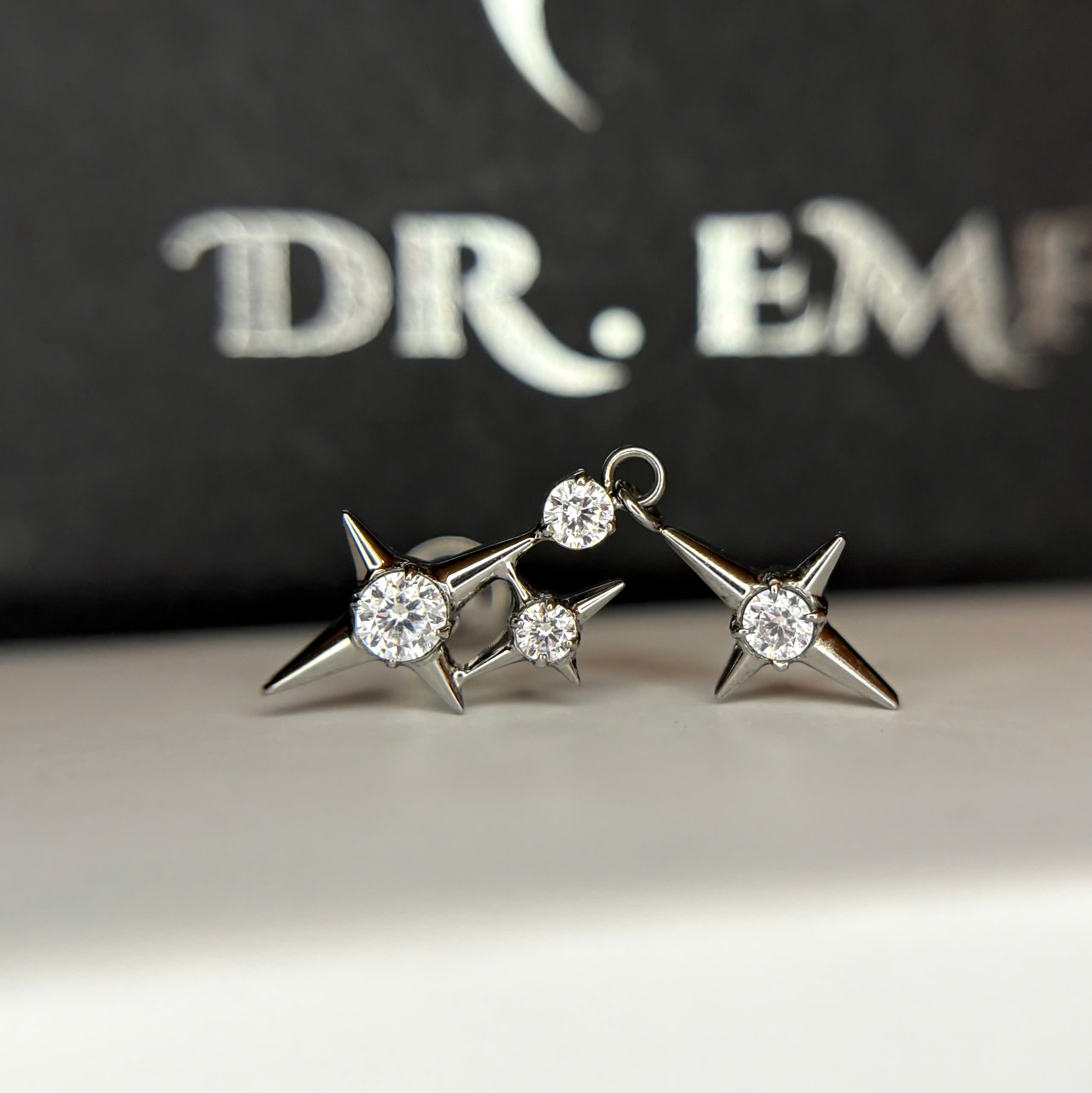 Khuyên kiểu titan 3 sao rơi_thumbnail_3