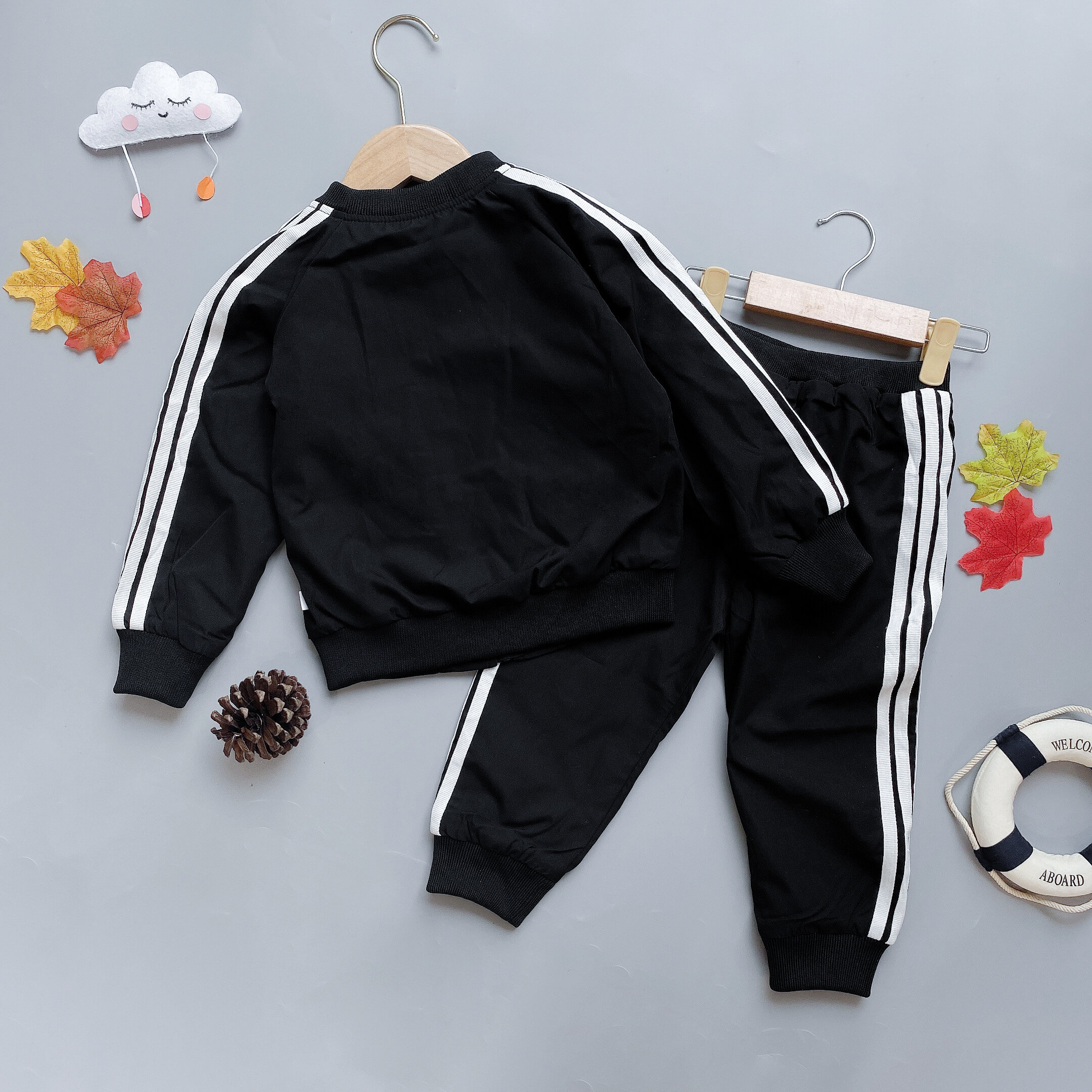 Bộ gió thể thao viền sọc_thumbnail_9