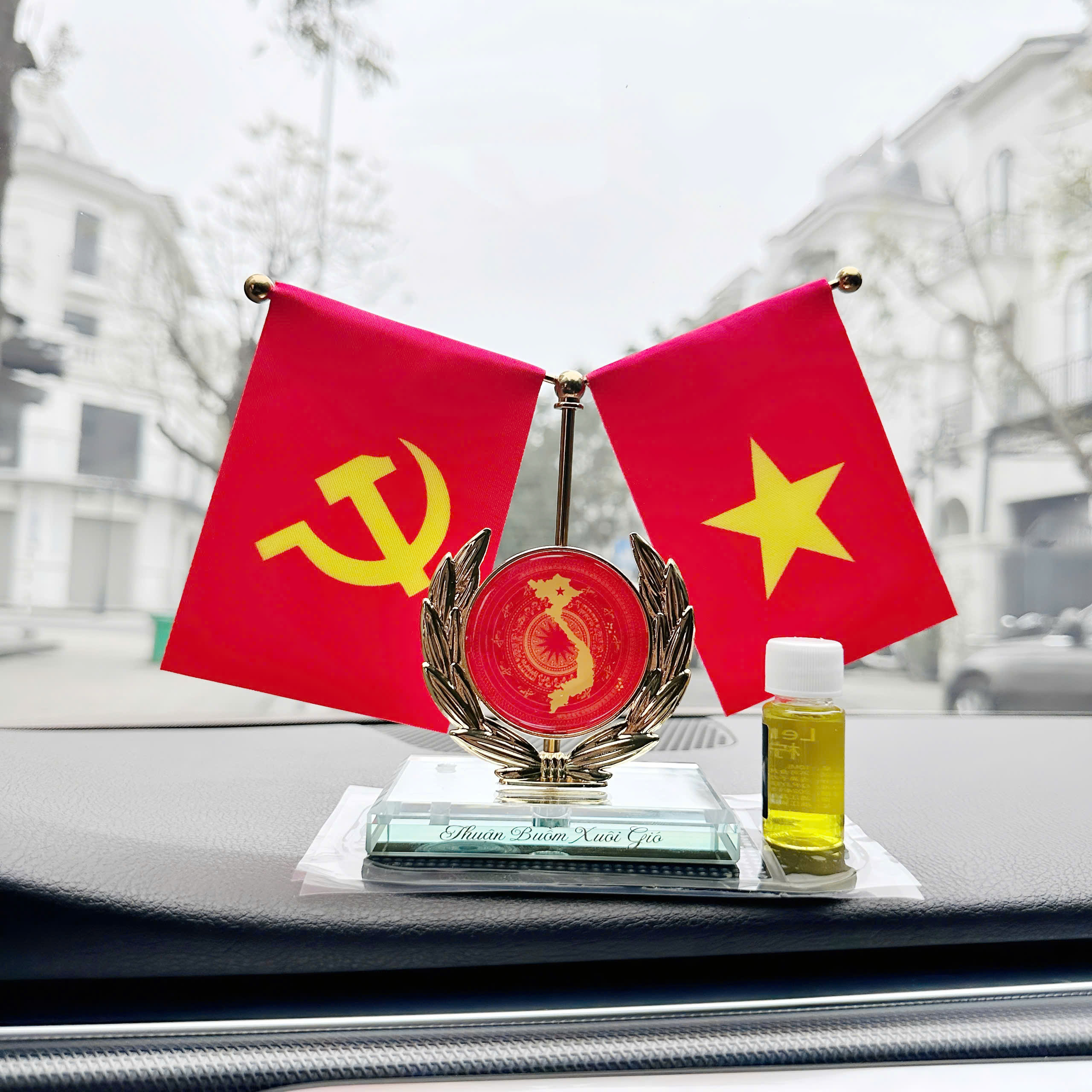 Bộ Cờ Trang Trí Taplo Ô Ttô 